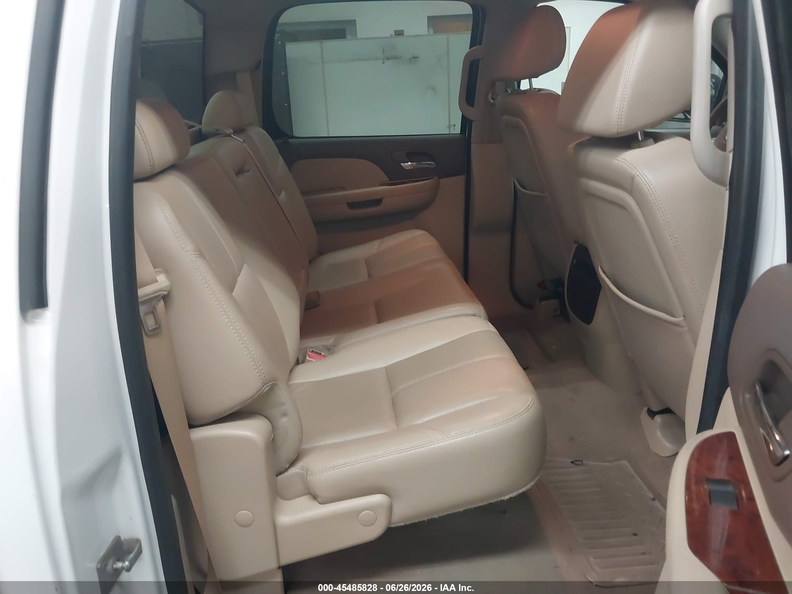 2009 Chevrolet Silverado 1500 Ltz White vin: 3GCEK33M39G102448