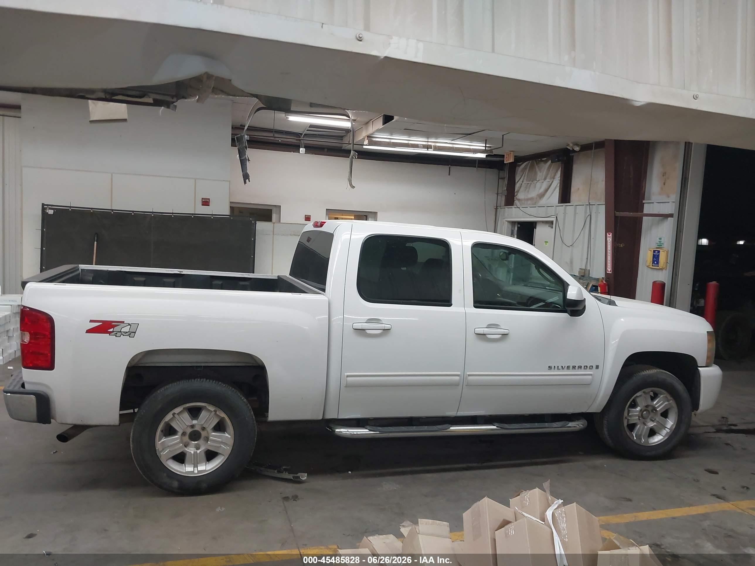 2009 Chevrolet Silverado 1500 Ltz White vin: 3GCEK33M39G102448