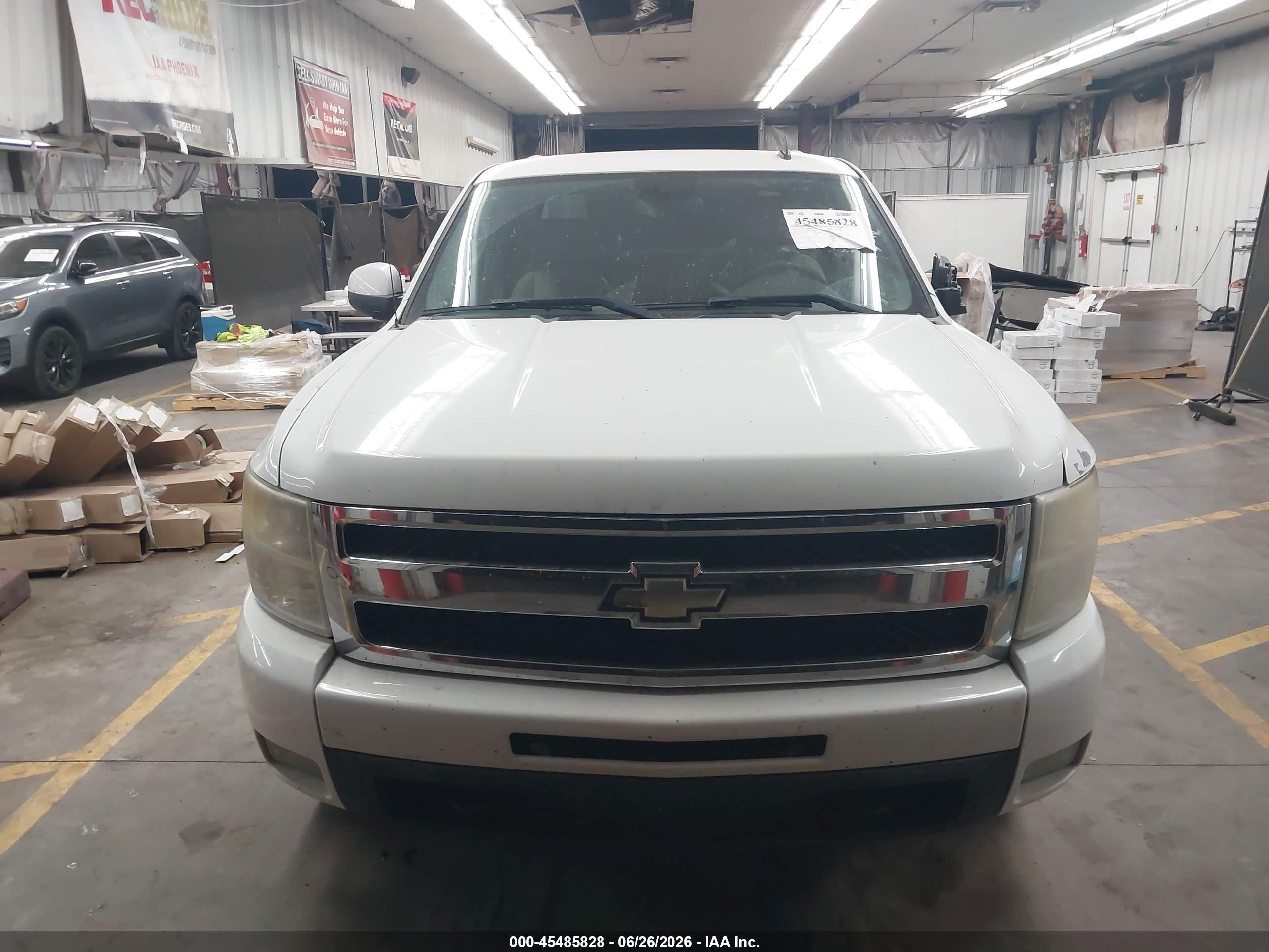 2009 Chevrolet Silverado 1500 Ltz White vin: 3GCEK33M39G102448