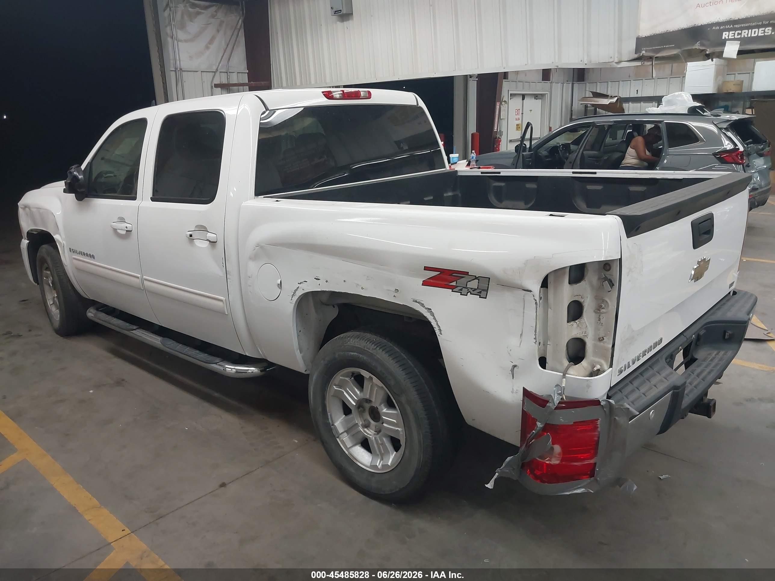 2009 Chevrolet Silverado 1500 Ltz White vin: 3GCEK33M39G102448