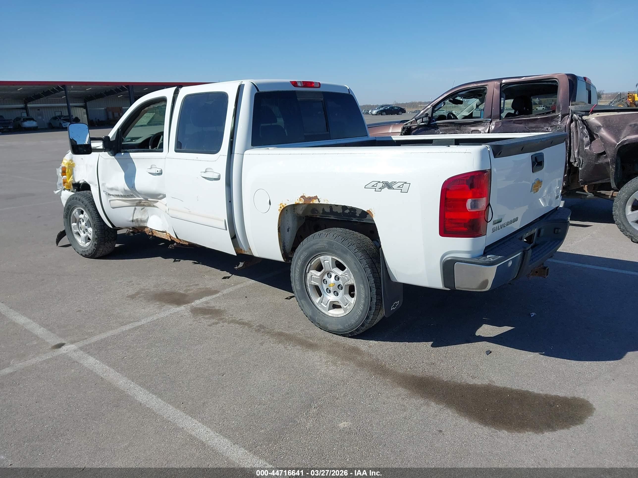 2009 Chevrolet Silverado 1500 Ltz Белый vin: 3GCFK332X9G289660