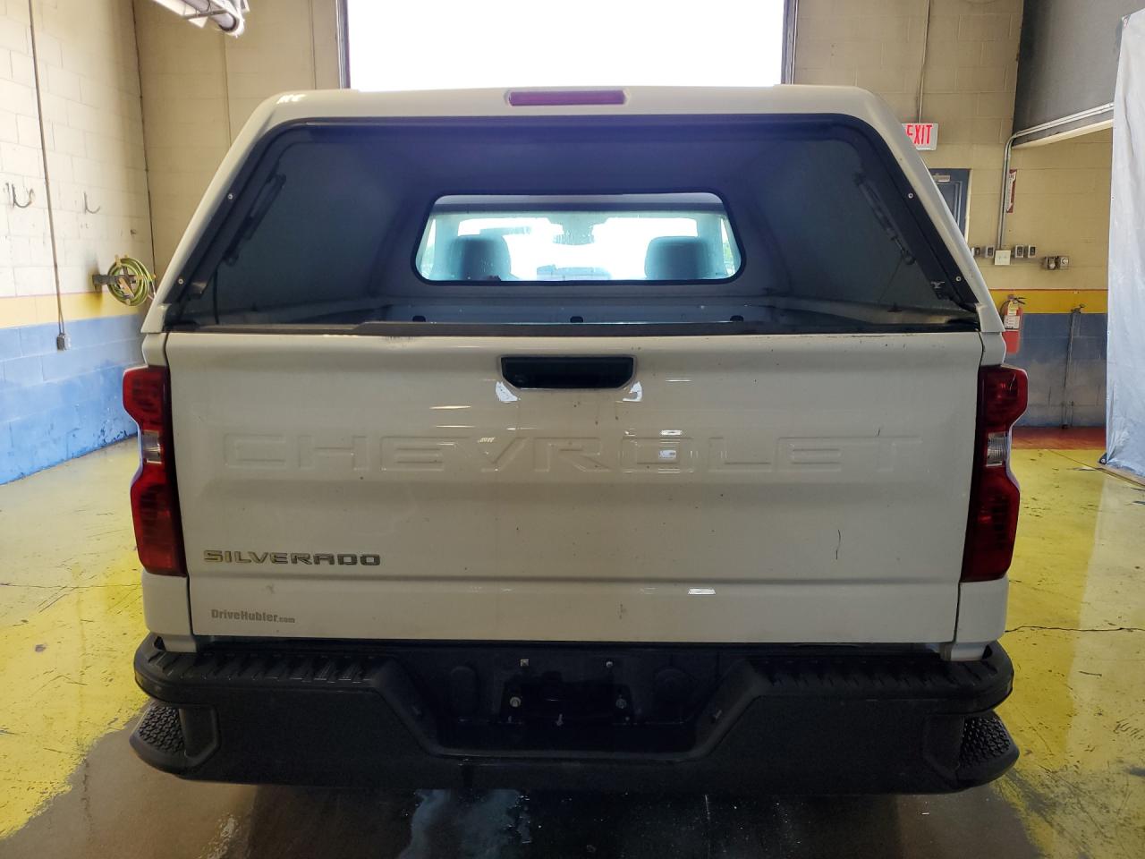 2023 Chevrolet Silverado C1500 White vin: 3GCNAAEK0PG360409 Damage: Tailgate, Dent(S) W/ Paint Dmg, 3 To 4 Inches