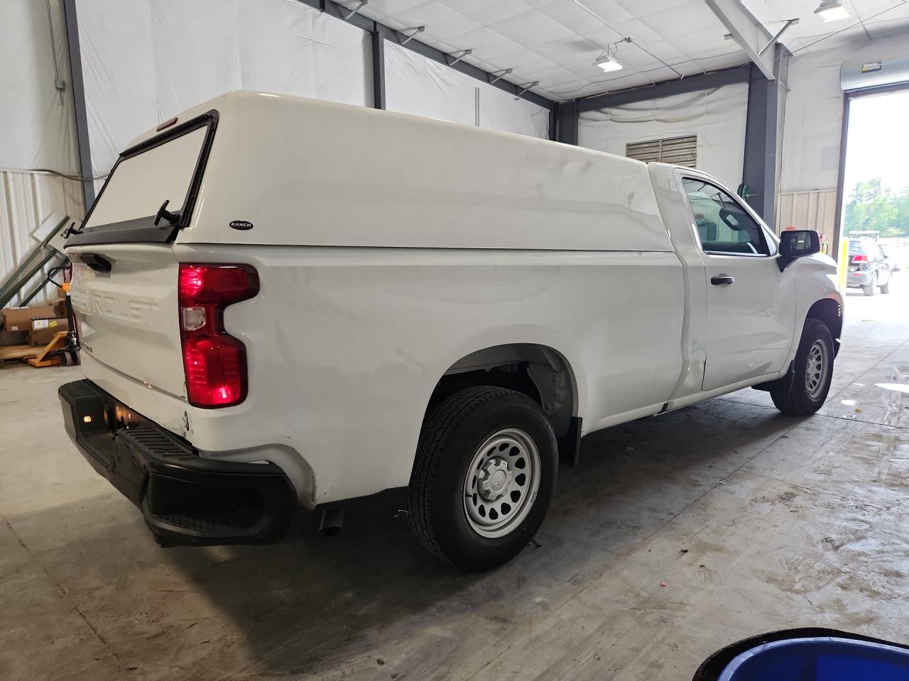 2026 Chevrolet Silverado C1500 White vin: 3GCNAAEK1TG228737 Damage: Right Front Door, Dent(S) W/ Paint Dmg, 1/2 To 1 Inch