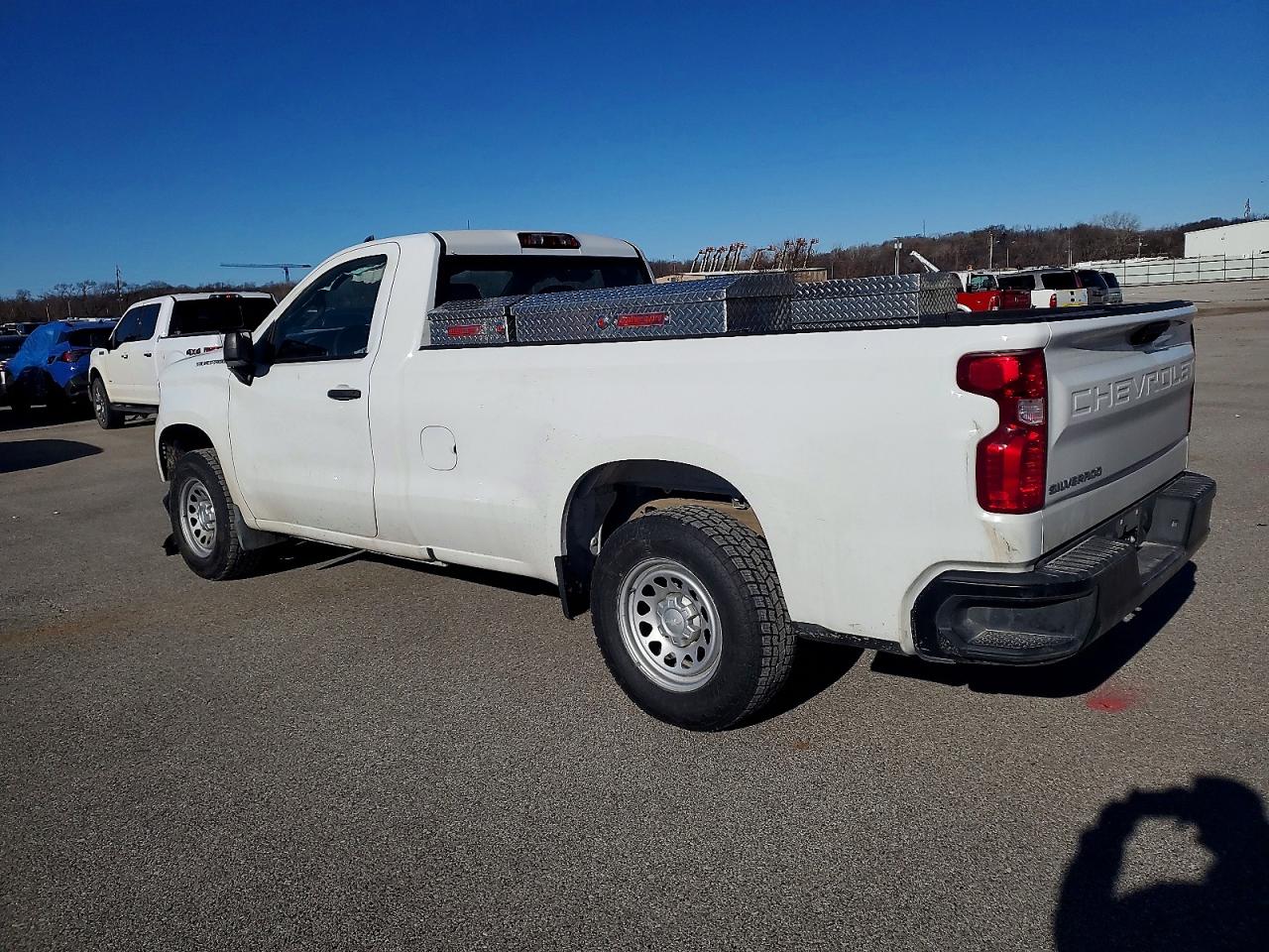 2024 Chevrolet Silverado C1500 White vin: 3GCNAAEK4RG353790