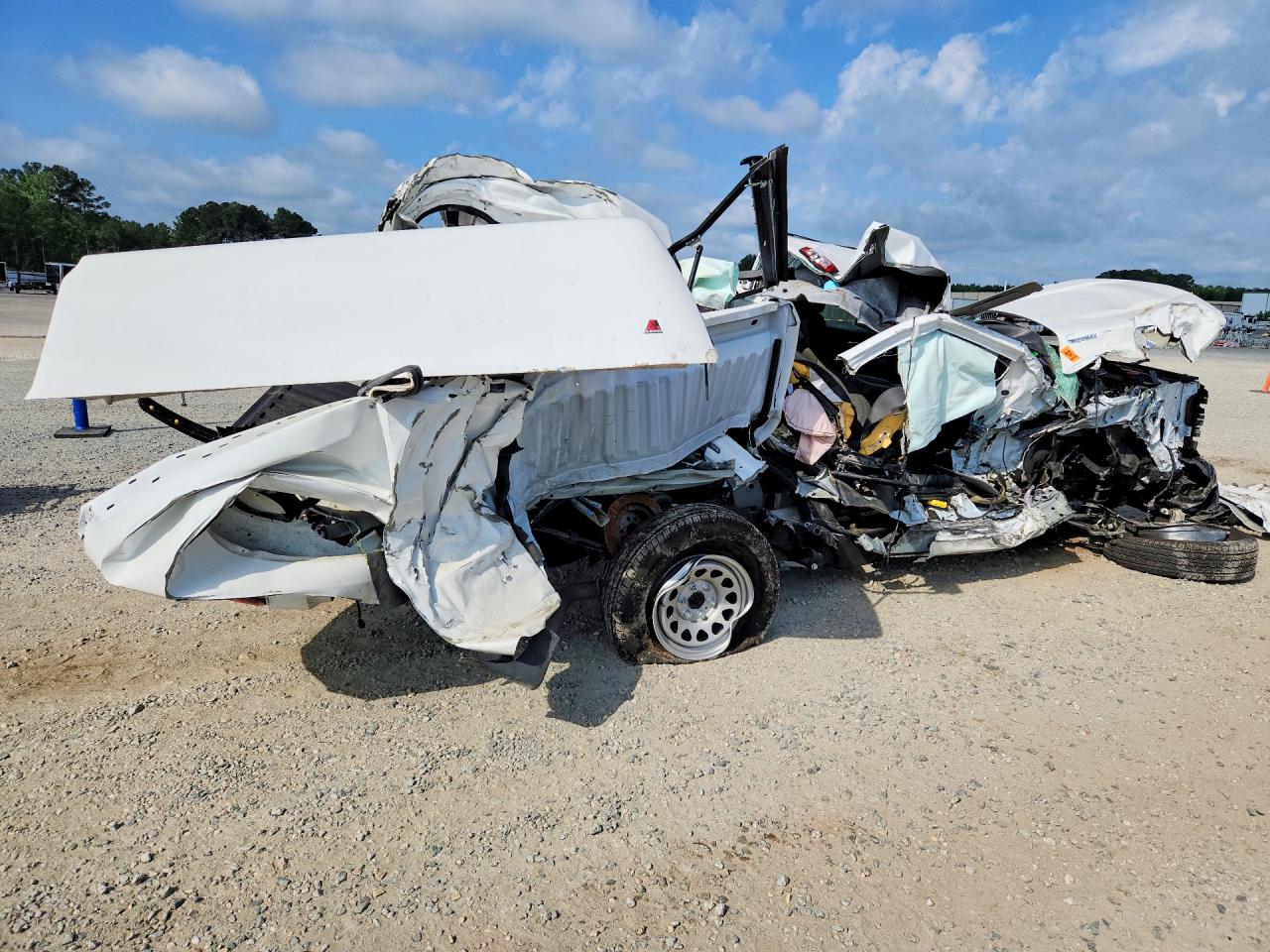 2026 Chevrolet Silverado C1500 White vin: 3GCNAAEK4TG225931