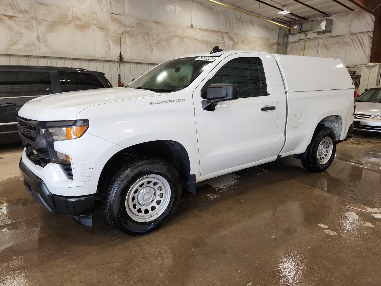 2023 Chevrolet Silverado C1500 Белый vin: 3GCNAAEK6PG346188 Damage: Front Bumper Cover Upper, Scraped, > 12 Inches