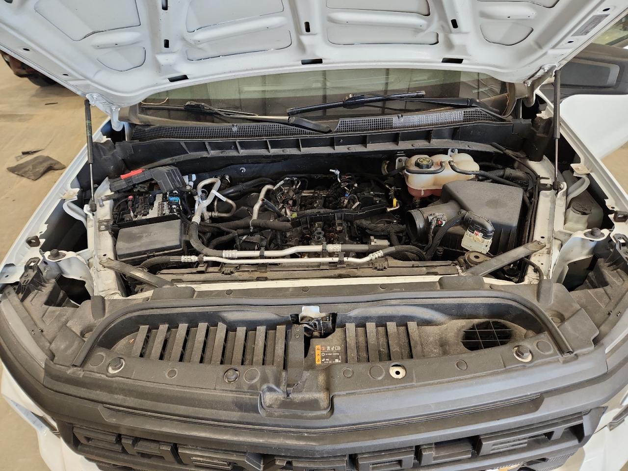 2023 Chevrolet Silverado C1500 Белый vin: 3GCNAAEK6PG346188 Damage: Engine, Broken, Repair Required