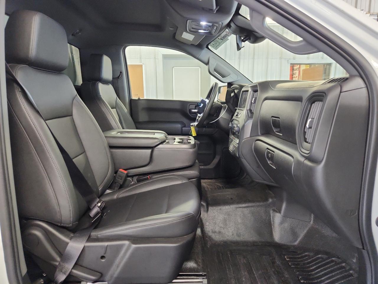 2023 Chevrolet Silverado C1500 White vin: 3GCNAAEK6PG353920