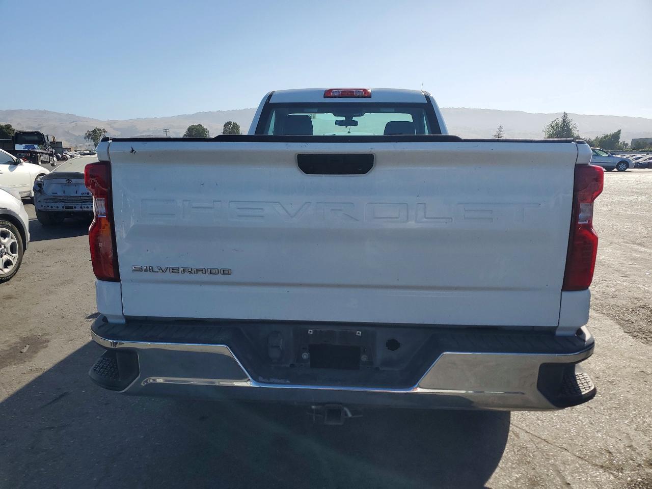 2021 Chevrolet Silverado C1500 White vin: 3GCNWAEFXMG367500