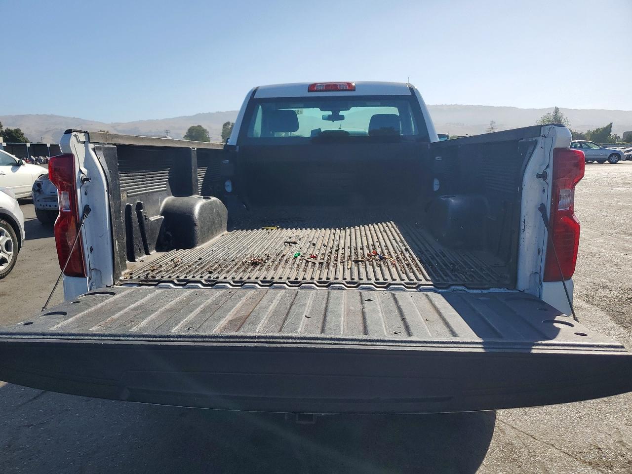 2021 Chevrolet Silverado C1500 White vin: 3GCNWAEFXMG367500
