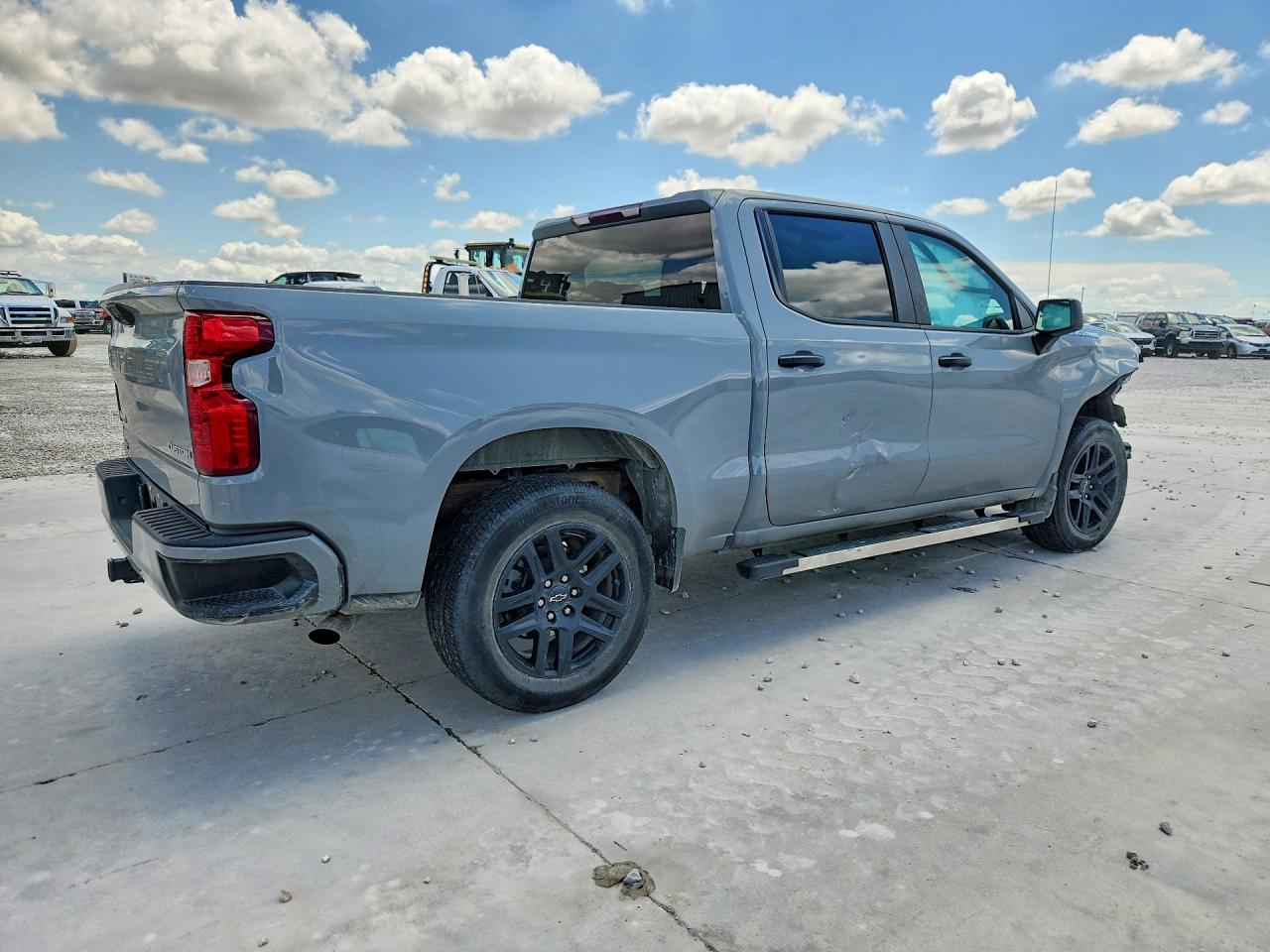 2025 Chevrolet Silverado C1500 Custom Gray vin: 3GCPABEK7SG103464