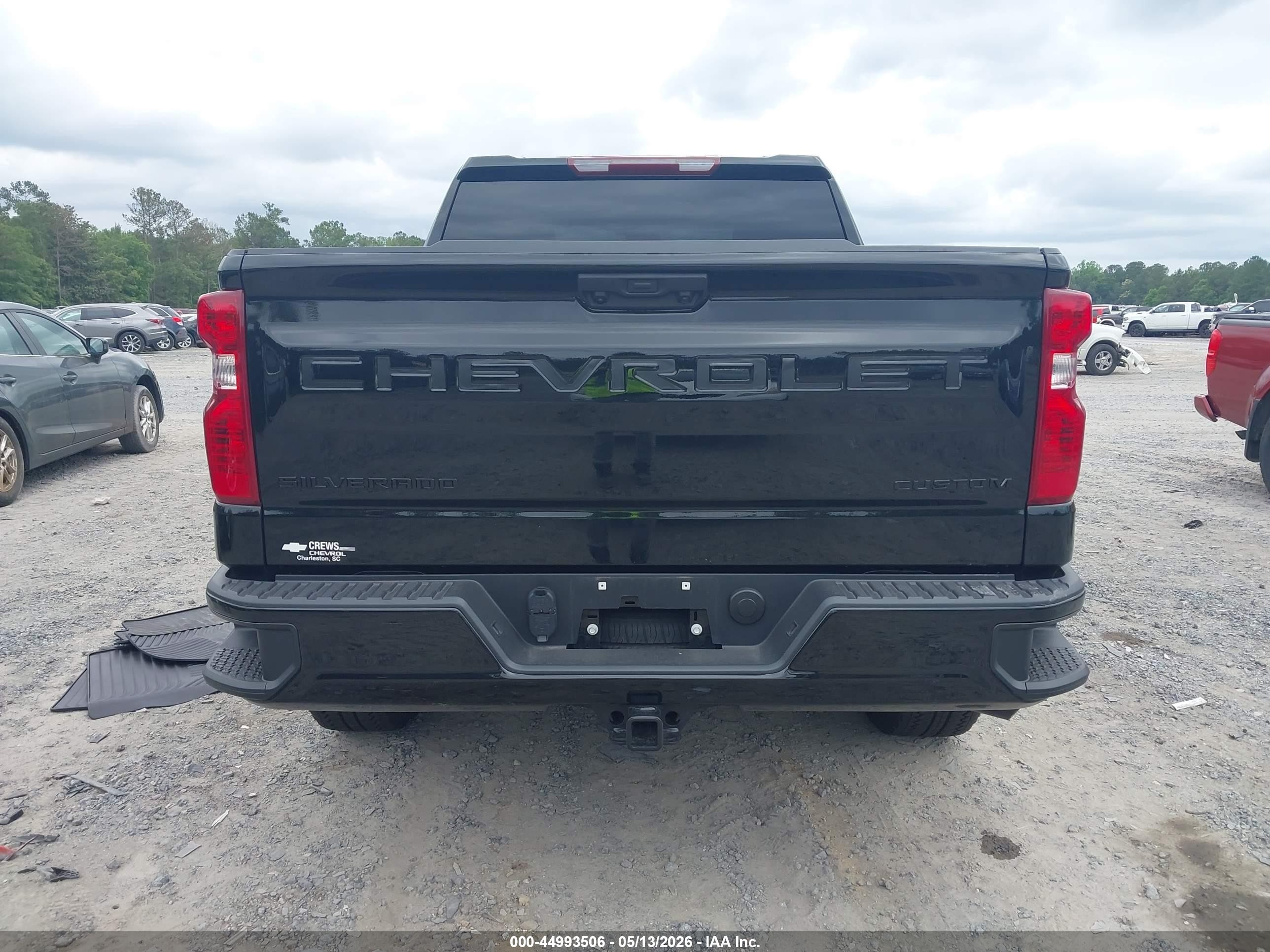 2026 Chevrolet Silverado 1500 2wd  Short Bed Custom Black vin: 3GCPABEK8TG188915