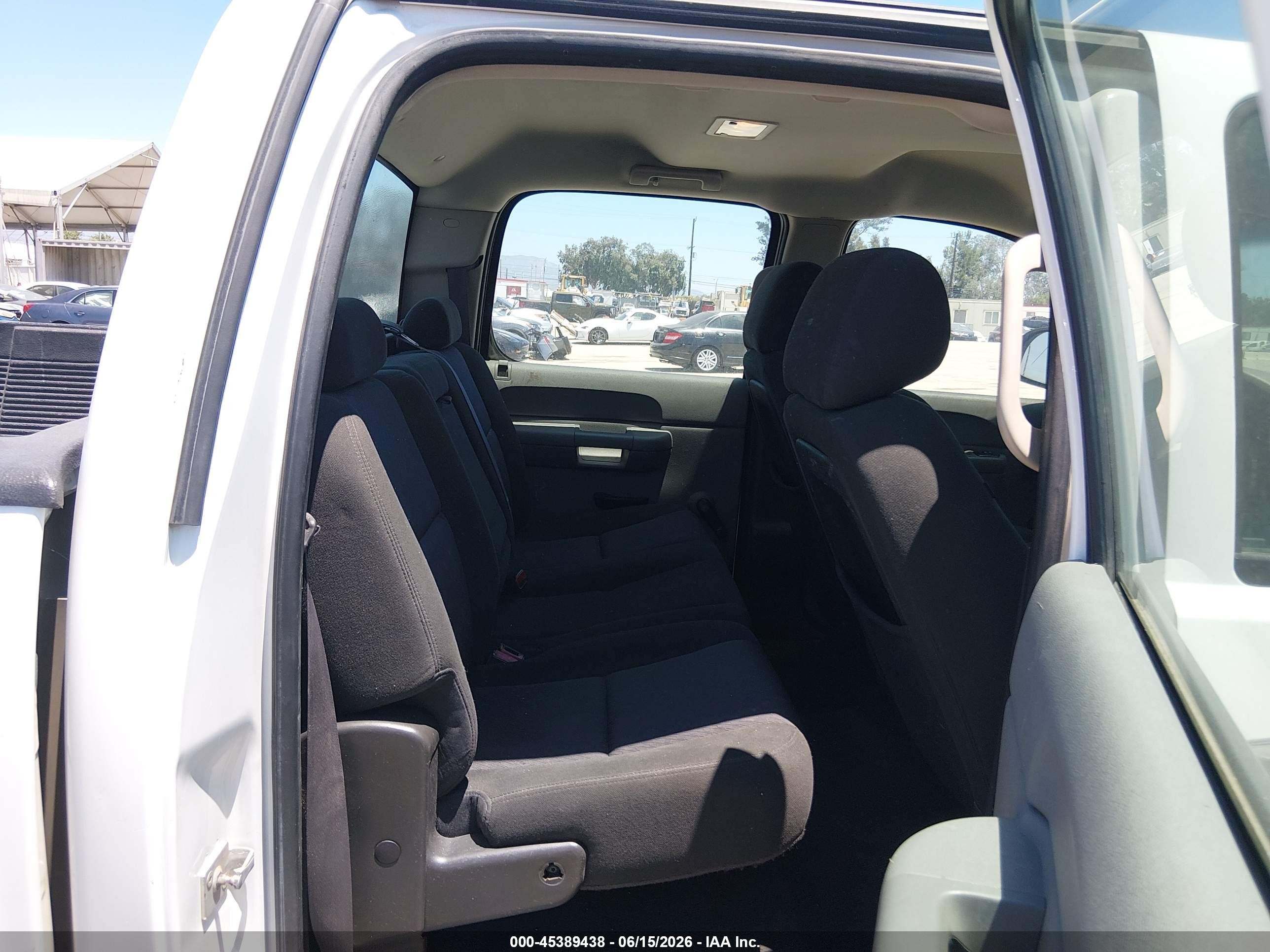 2011 Chevrolet Silverado 1500 Work Truck Белый vin: 3GCPCPEA0BG216199