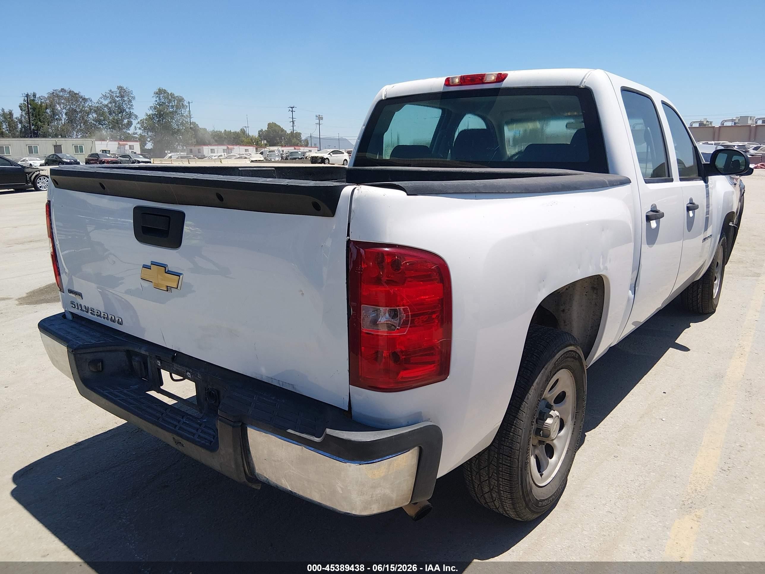 2011 Chevrolet Silverado 1500 Work Truck Белый vin: 3GCPCPEA0BG216199