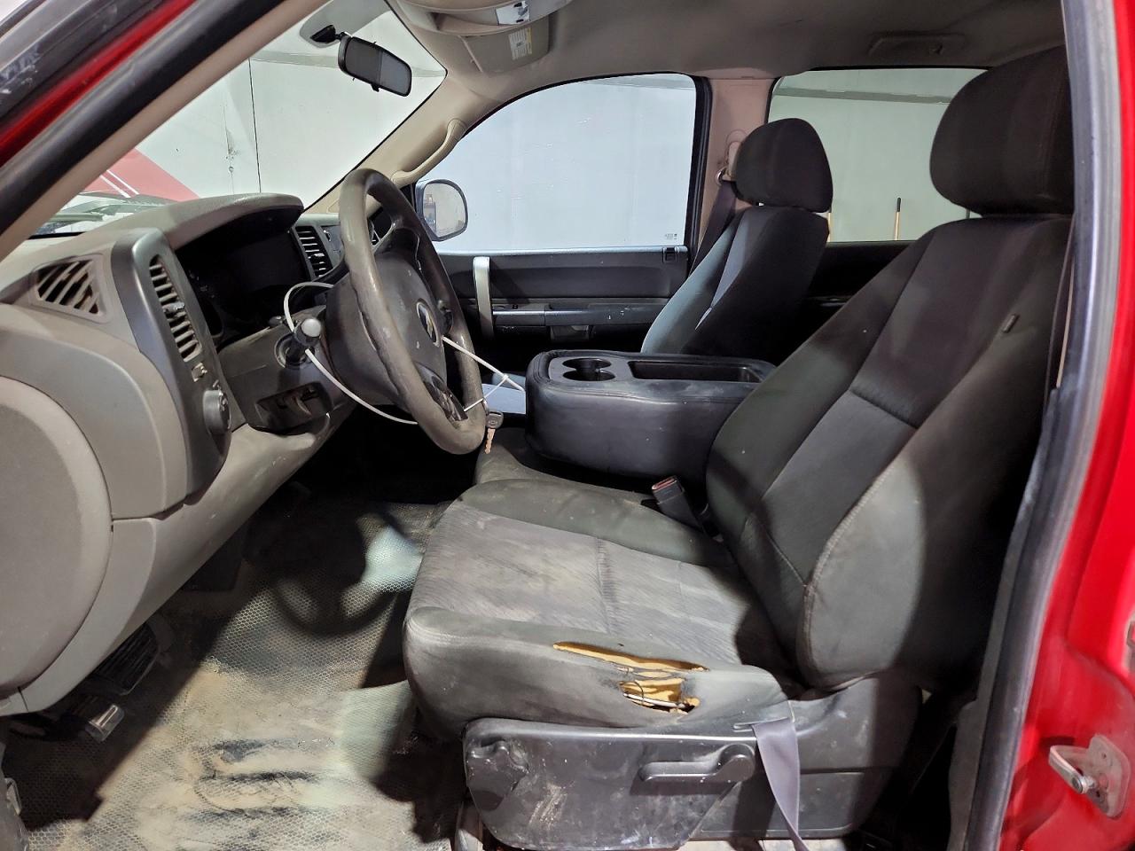 2011 Chevrolet Silverado C1500 Красный vin: 3GCPCPEA0BG225257