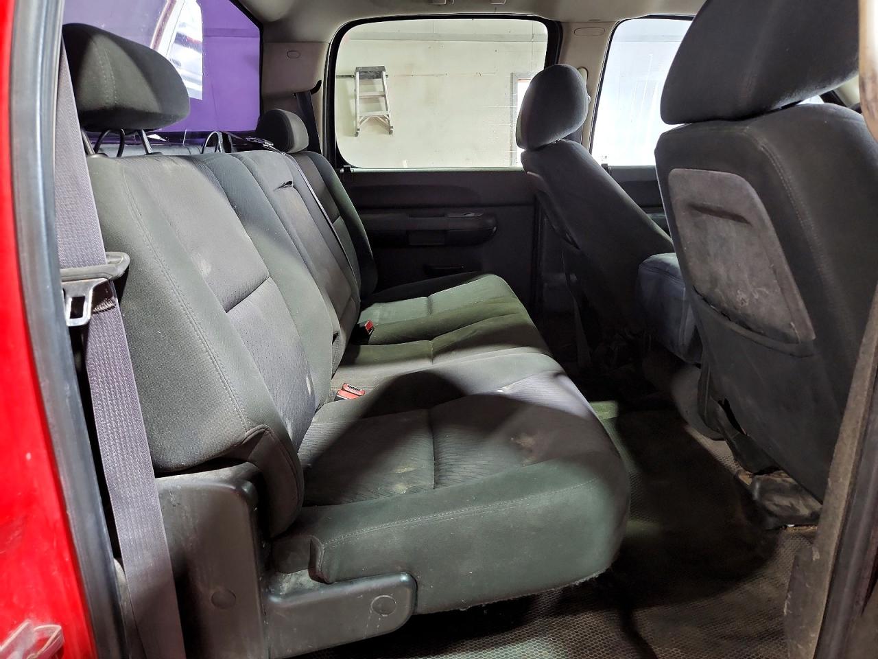 2011 Chevrolet Silverado C1500 Красный vin: 3GCPCPEA0BG225257