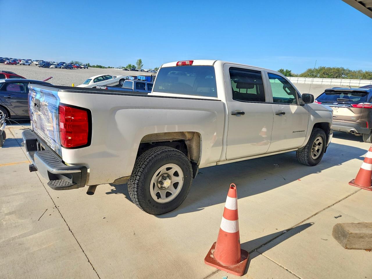 2014 Chevrolet Silverado C1500 Белый vin: 3GCPCPEH6EG332346