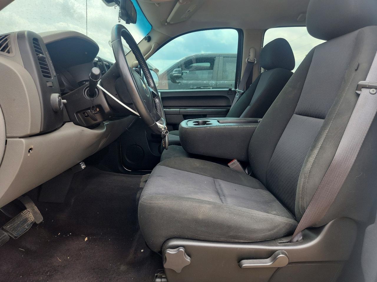 2011 Chevrolet Silverado C1500 Ls White vin: 3GCPCREA0BG121976