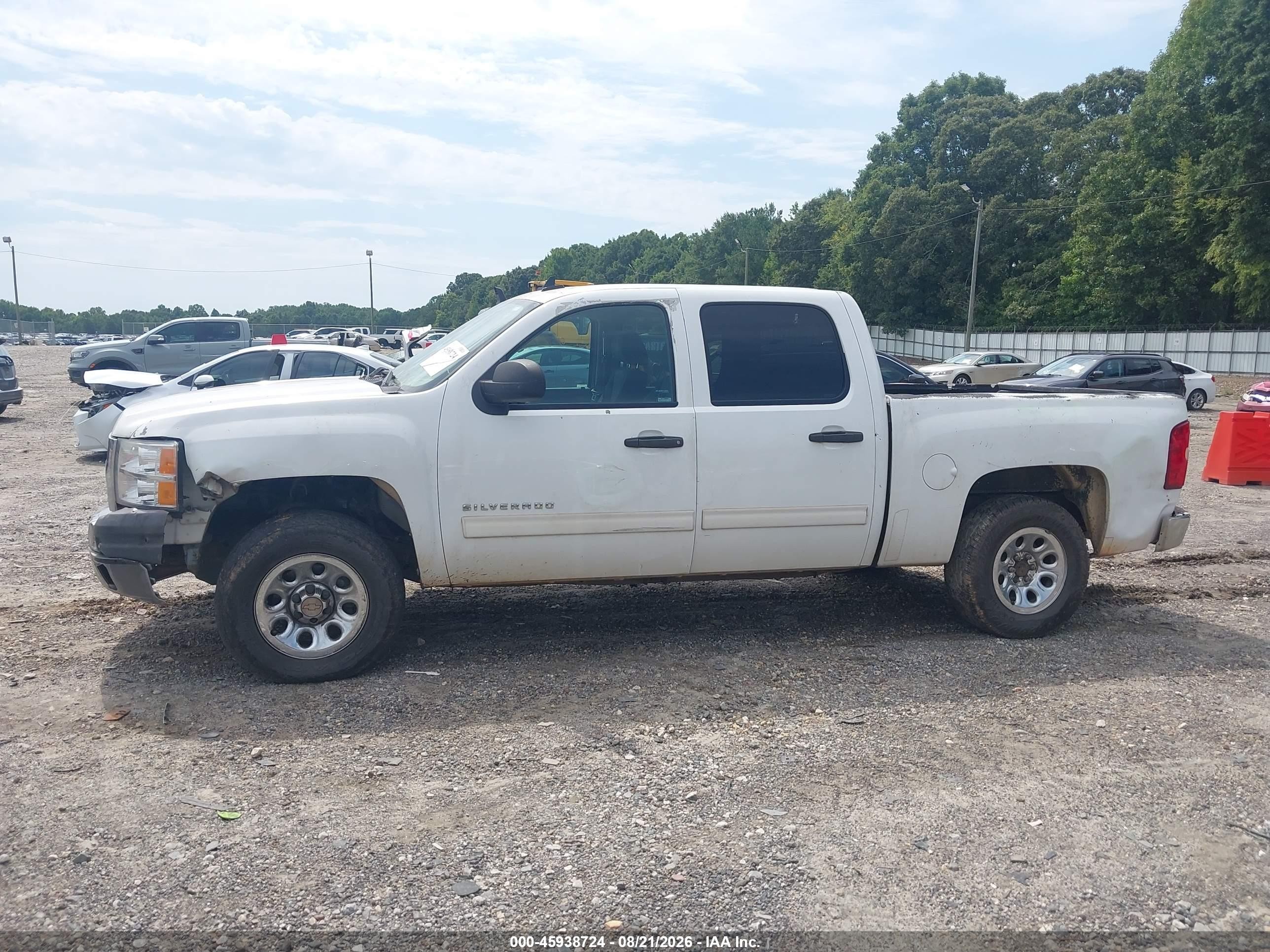 2012 Chevrolet Silverado 1500 Ls White vin: 3GCPCREA0CG219360