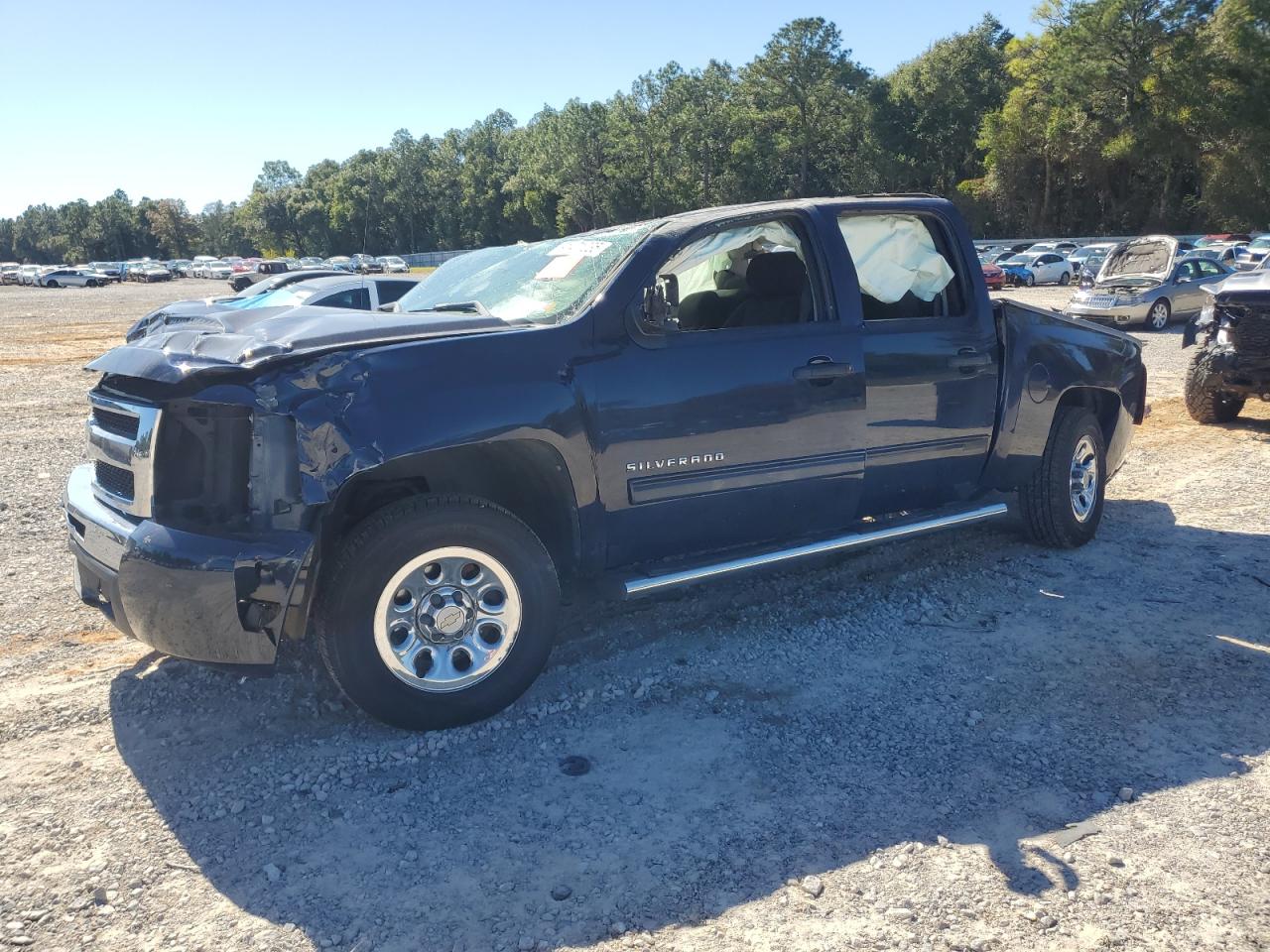 2011 Chevrolet Silverado C1500 Ls Blue vin: 3GCPCREA1BG334192