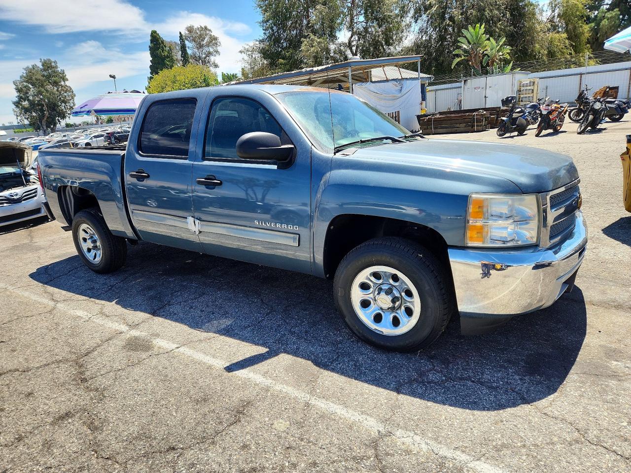 2012 Chevrolet Silverado C1500 Ls Gray vin: 3GCPCREA1CG232201