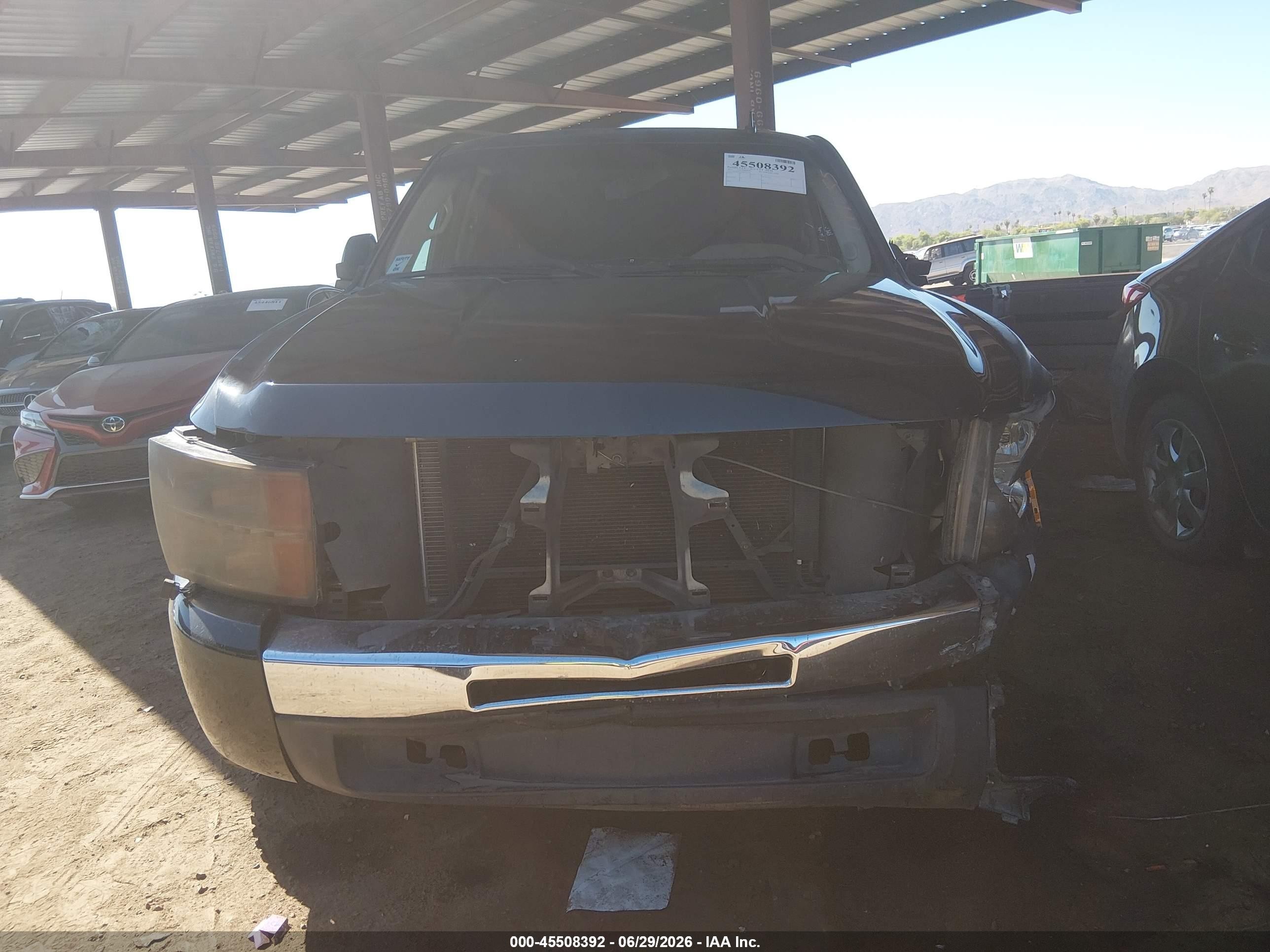 2011 Chevrolet Silverado 1500 Ls Black vin: 3GCPCREA2BG387676