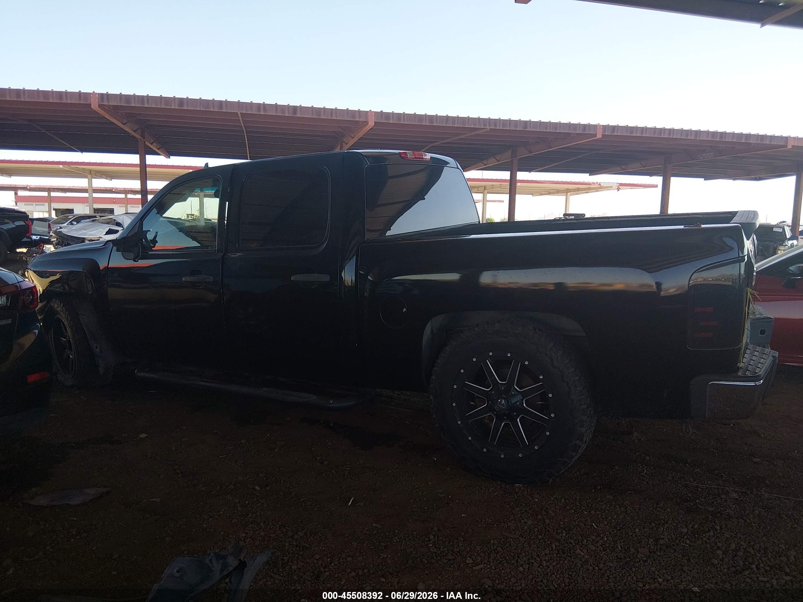 2011 Chevrolet Silverado 1500 Ls Black vin: 3GCPCREA2BG387676