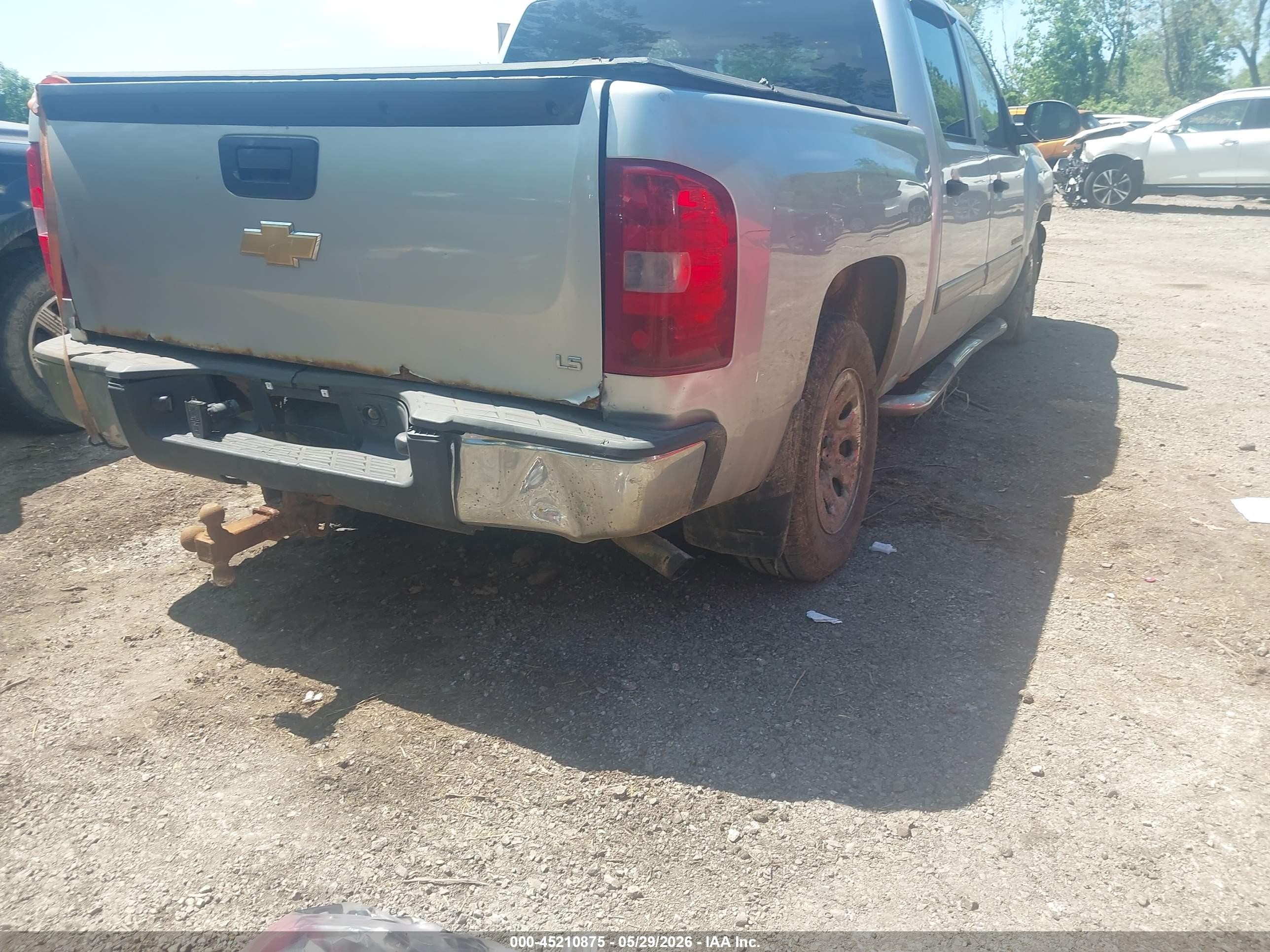2013 Chevrolet Silverado 1500 Ls Silver vin: 3GCPCREA2DG263653