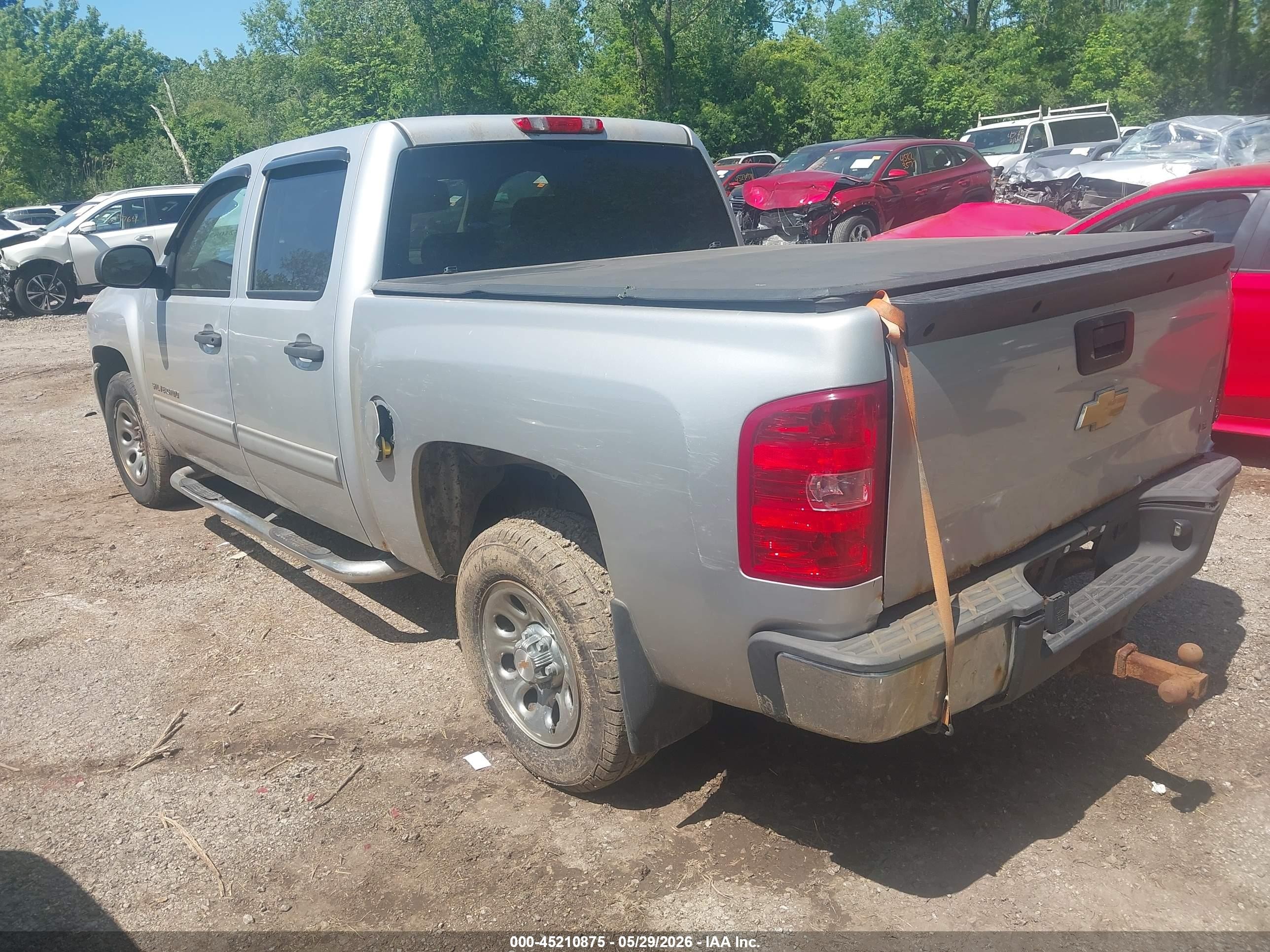 2013 Chevrolet Silverado 1500 Ls Silver vin: 3GCPCREA2DG263653