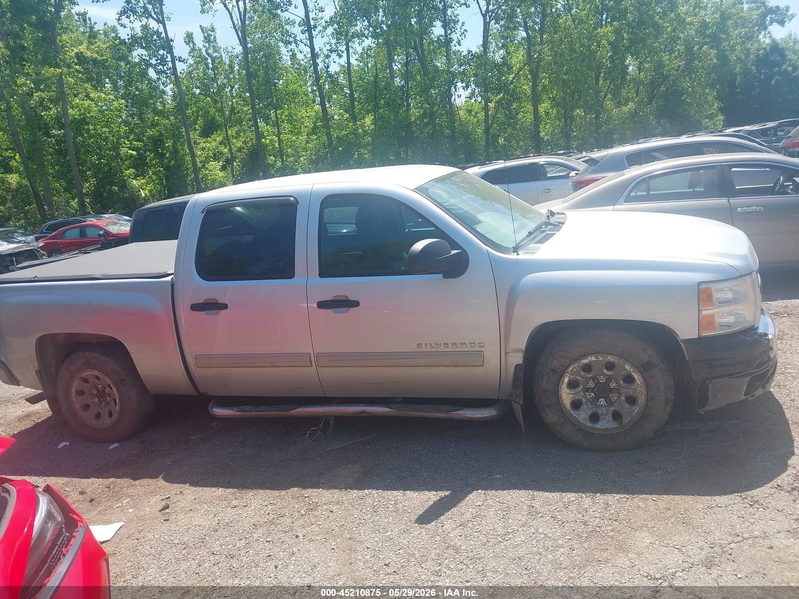 2013 Chevrolet Silverado 1500 Ls Silver vin: 3GCPCREA2DG263653