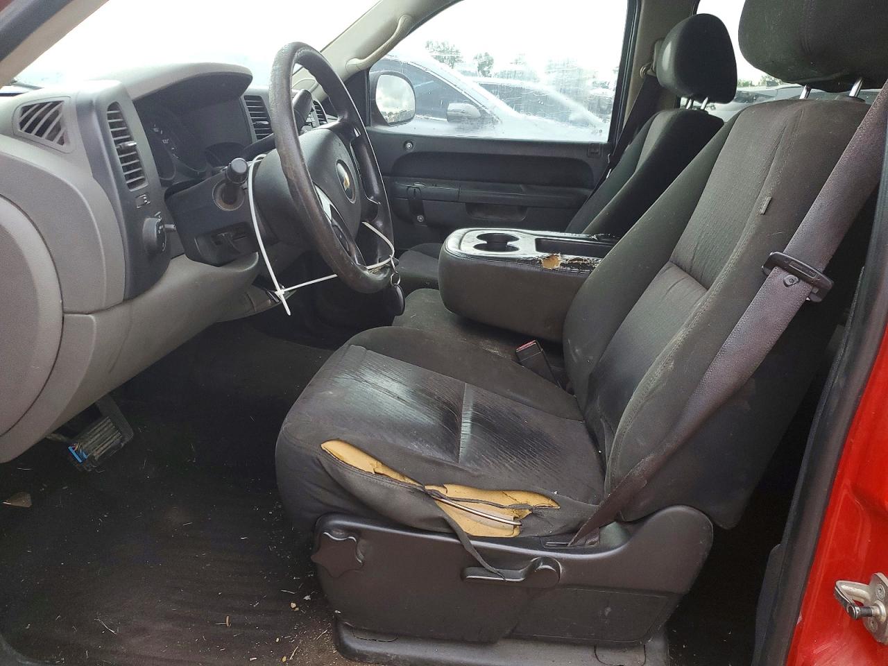 2011 Chevrolet Silverado C1500 Ls Red vin: 3GCPCREA3BG345114