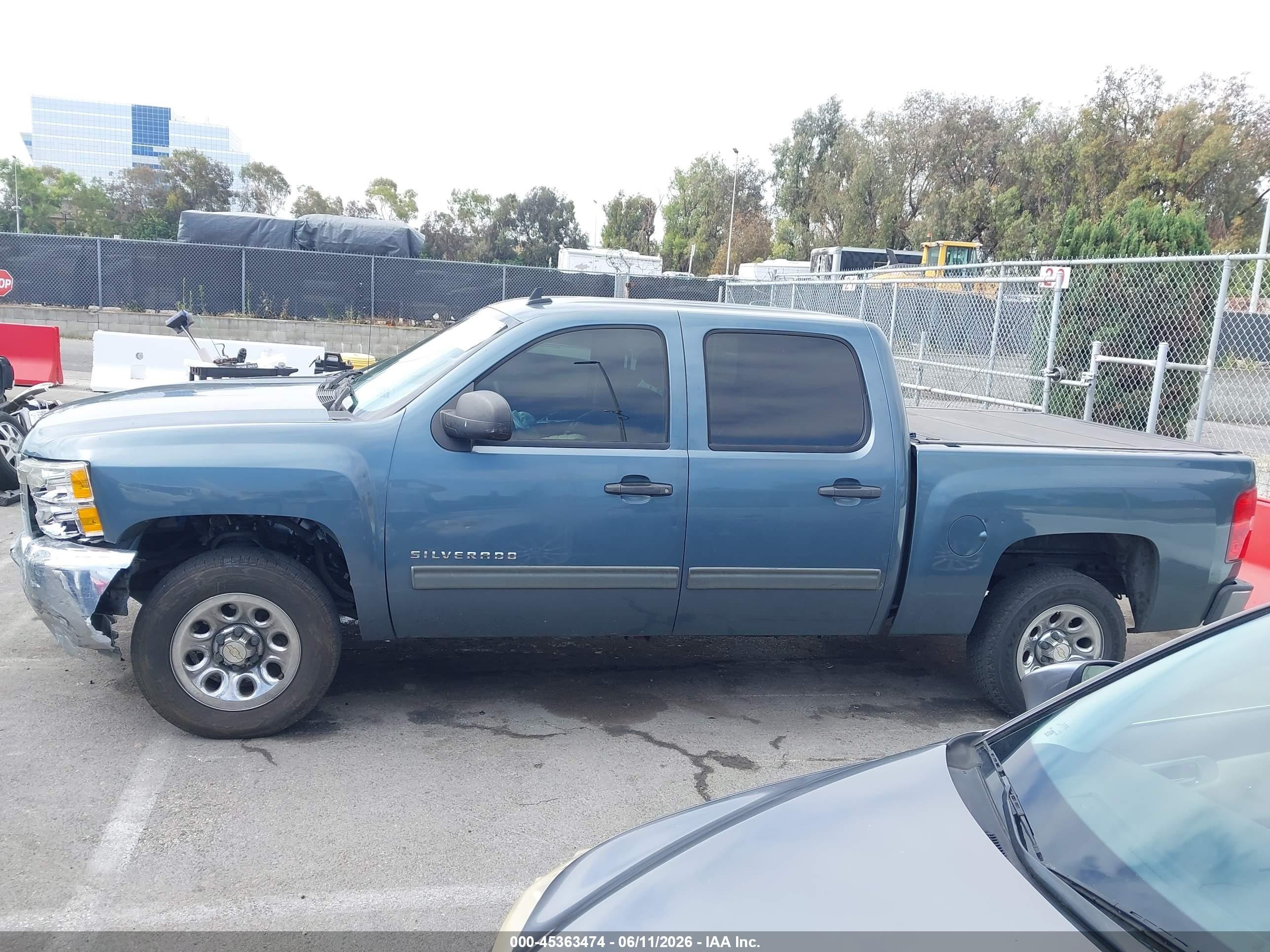 2012 Chevrolet Silverado 1500 Ls Blue vin: 3GCPCREA3CG200348