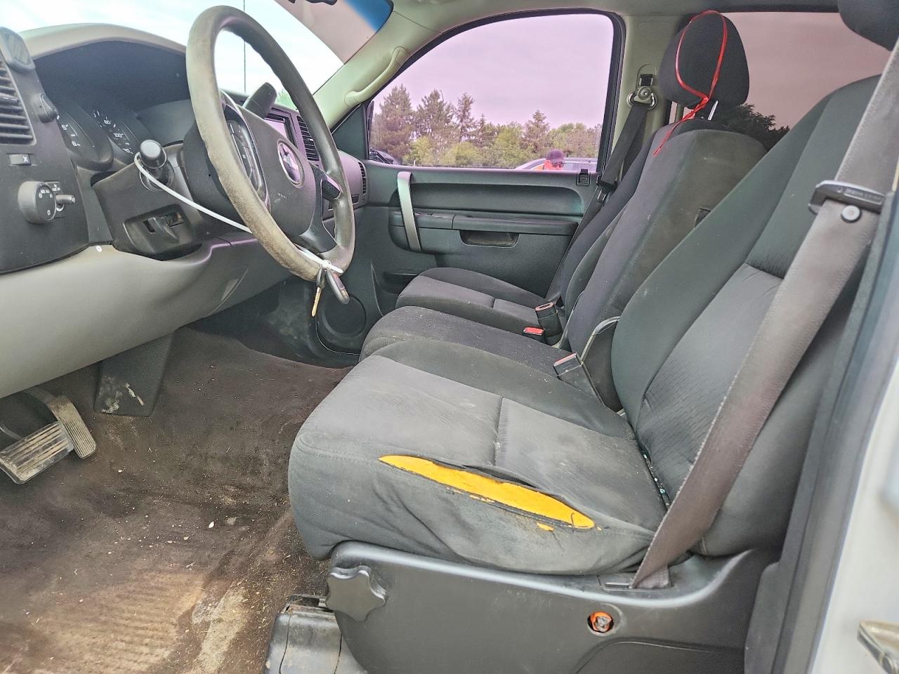 2013 Chevrolet Silverado C1500 Ls White vin: 3GCPCREA3DG330342