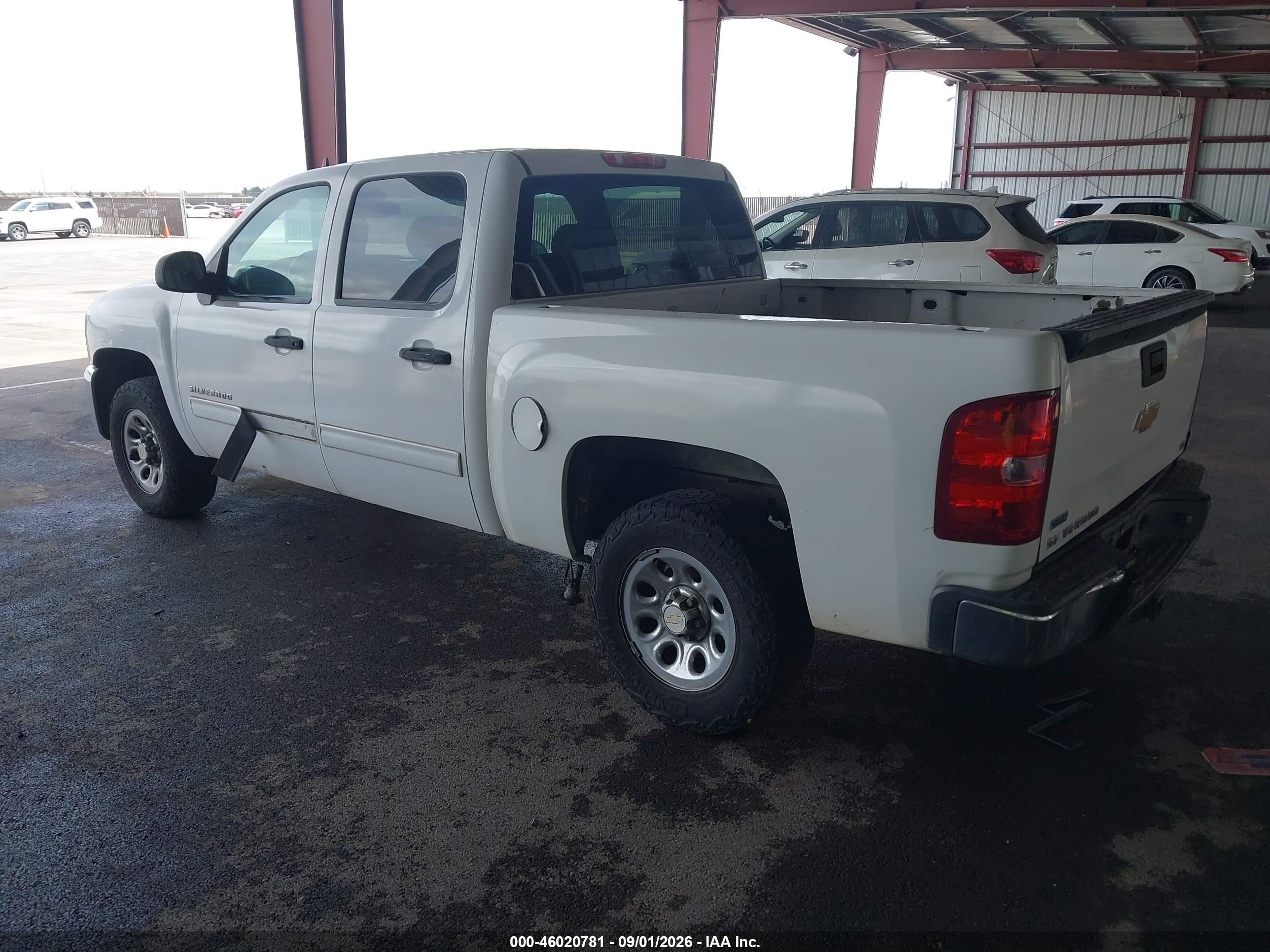 2012 Chevrolet Silverado 1500 Ls White vin: 3GCPCREA6CG127332