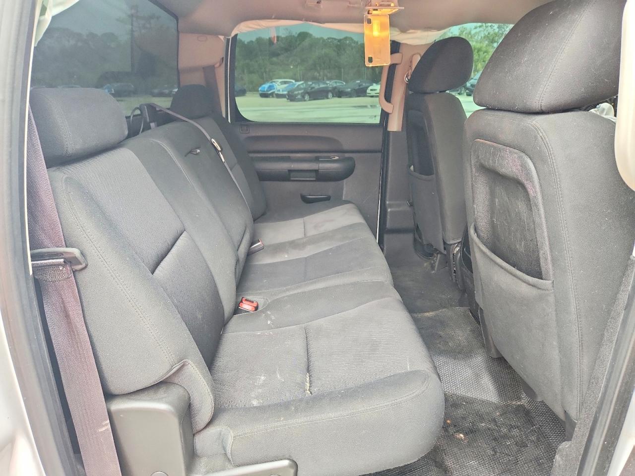 2012 Chevrolet Silverado C1500 Ls White vin: 3GCPCREA6CG229715
