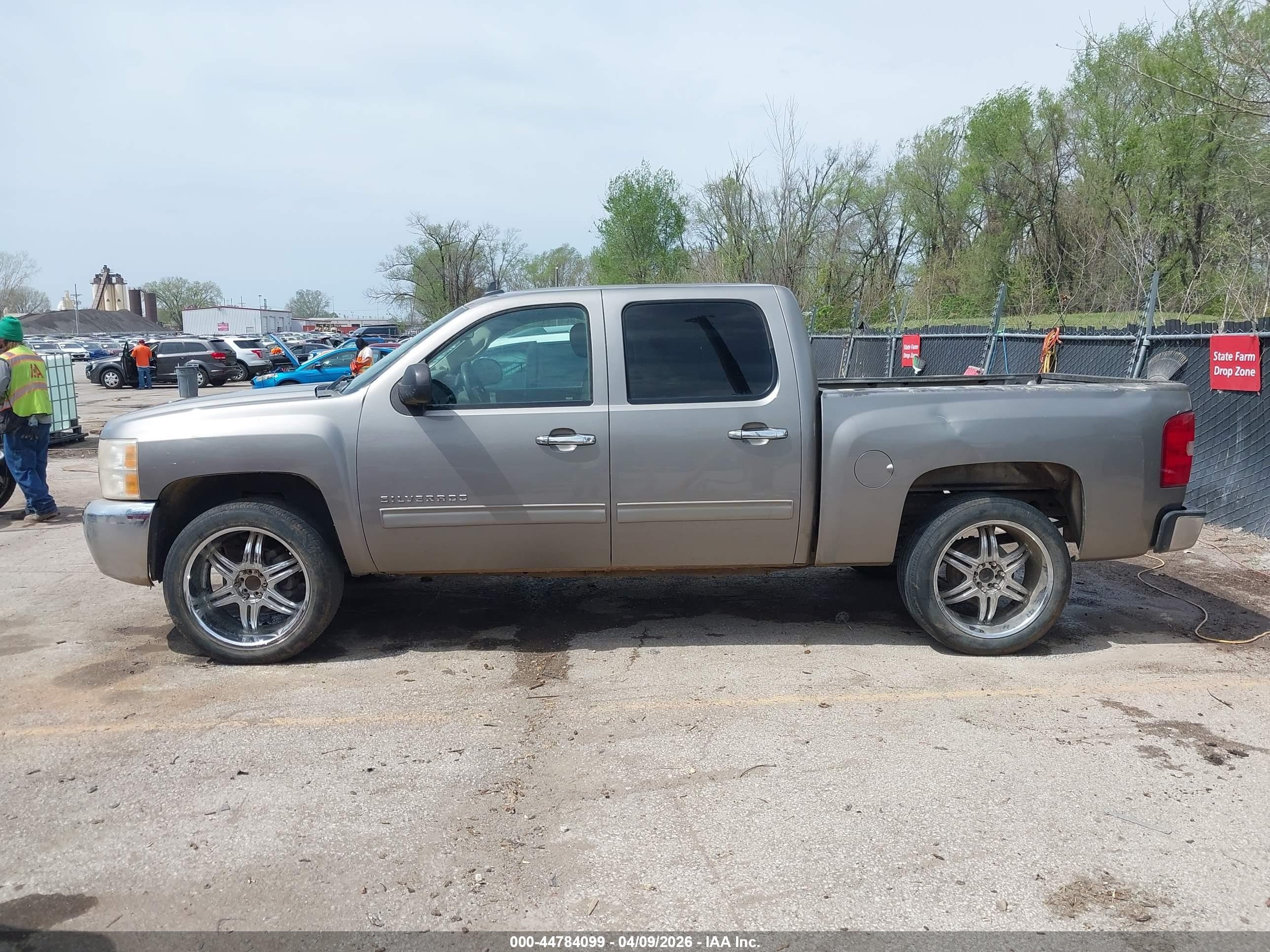 2013 Chevrolet Silverado 1500 Ls Gray vin: 3GCPCREA6DG181585