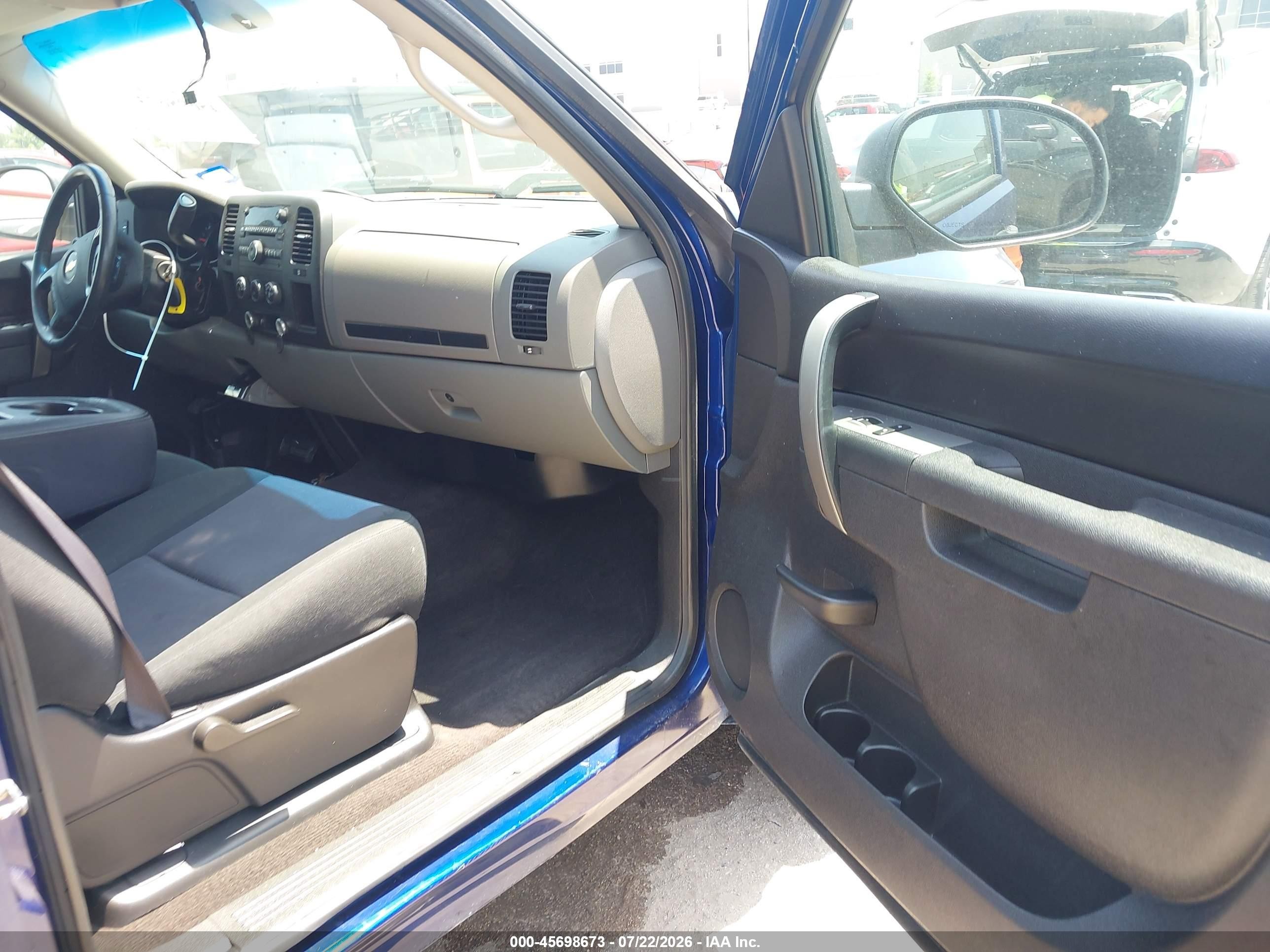 2013 Chevrolet Silverado 1500 Ls Blue vin: 3GCPCREA8DG185024