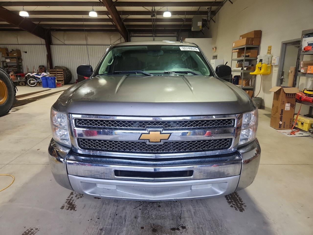 2012 Chevrolet Silverado C1500 Ls Gray vin: 3GCPCREA9CG286748