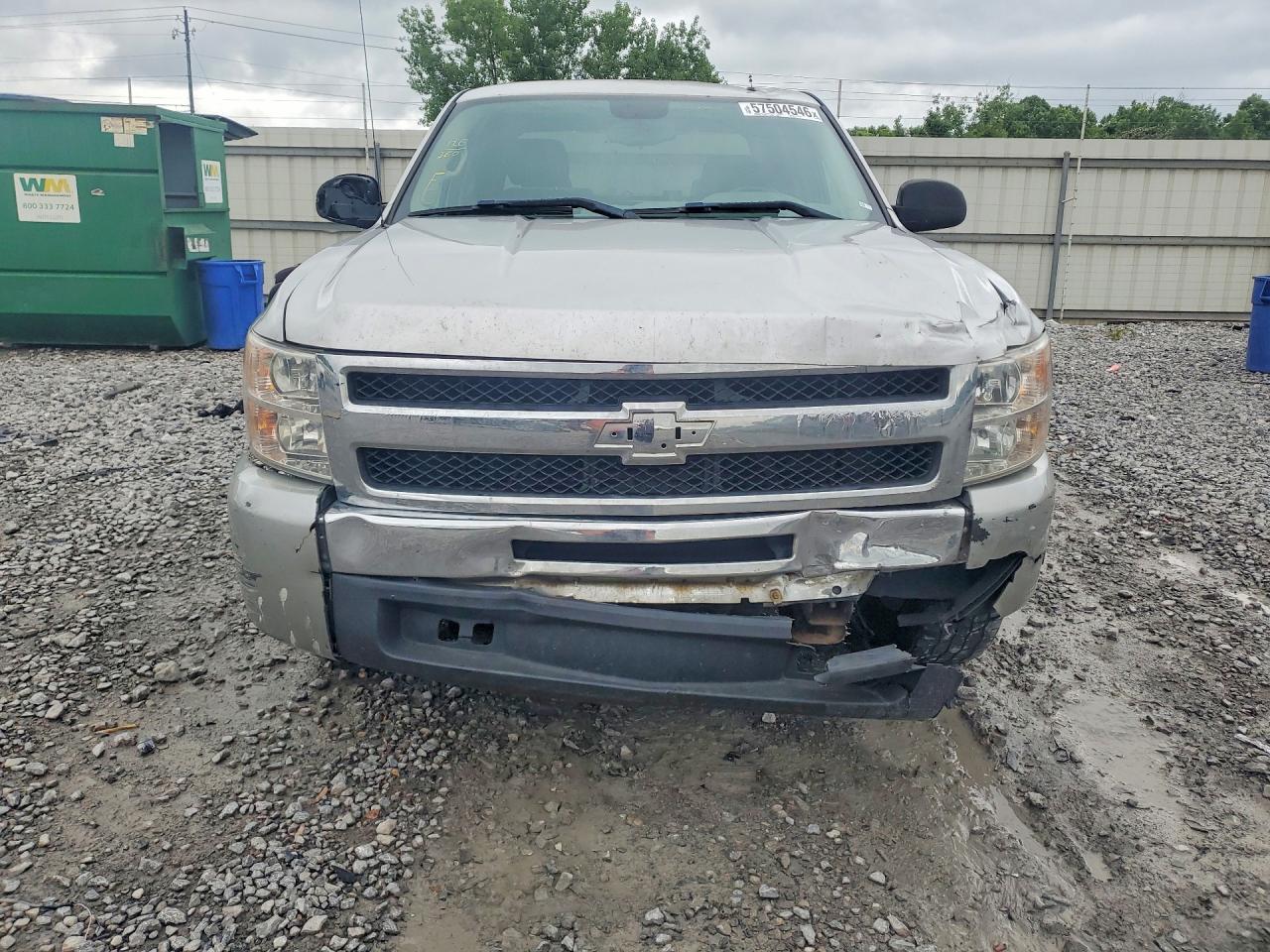 2011 Chevrolet Silverado C1500 Ls Серебряный vin: 3GCPCREAXBG190884