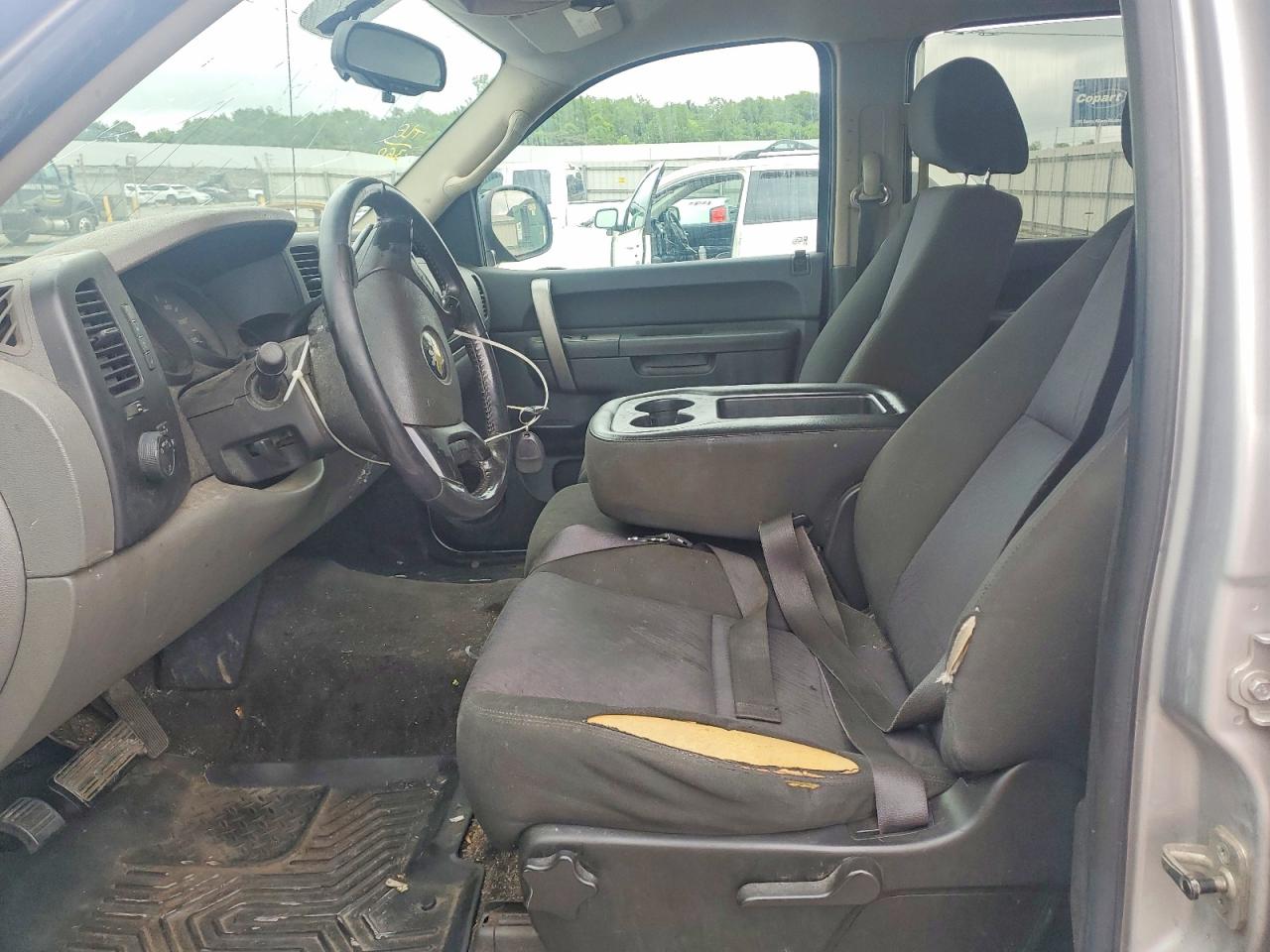 2011 Chevrolet Silverado C1500 Ls Серебряный vin: 3GCPCREAXBG190884