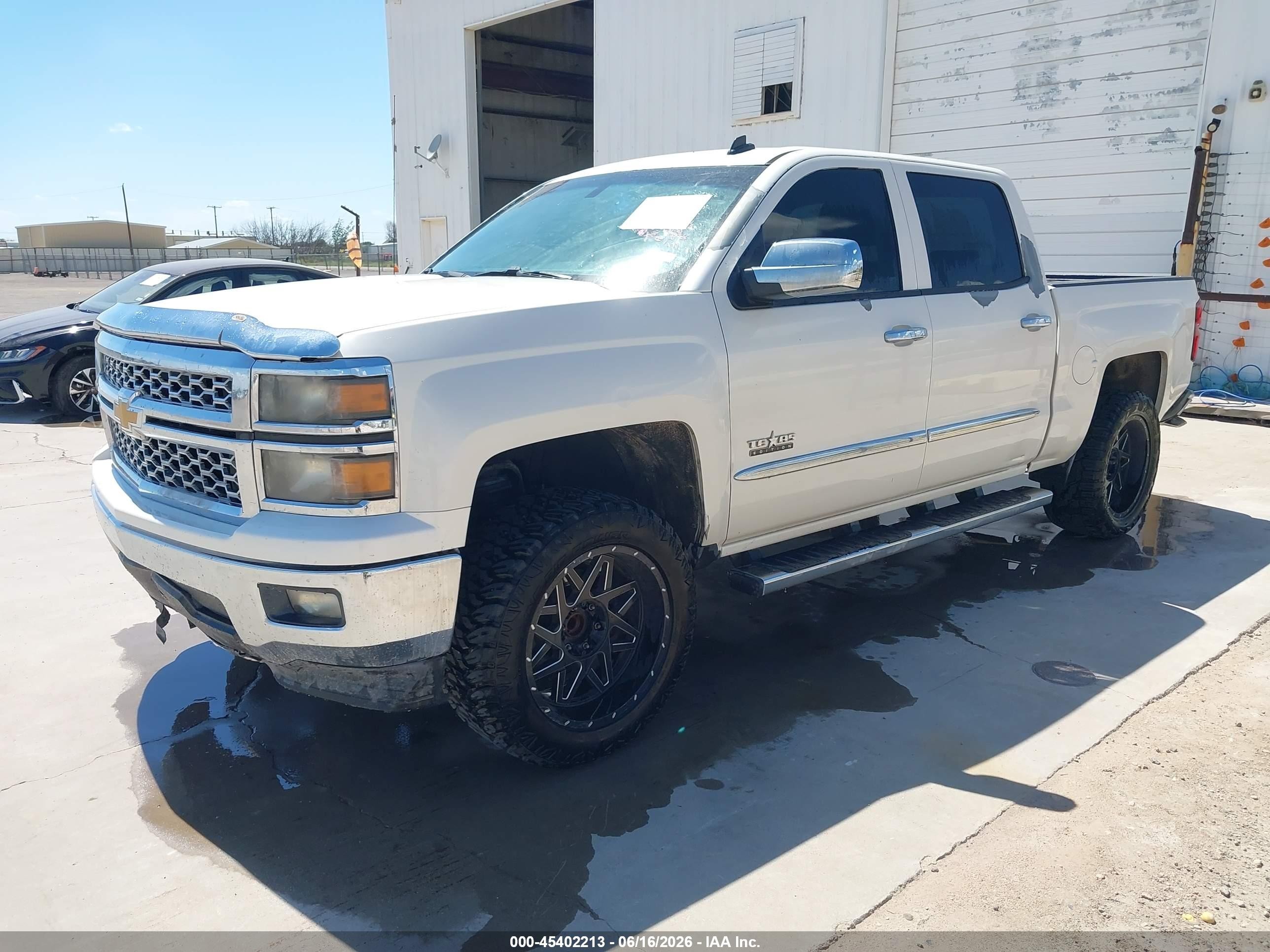 2014 Chevrolet Silverado 1500 1lt White vin: 3GCPCREC0EG495817