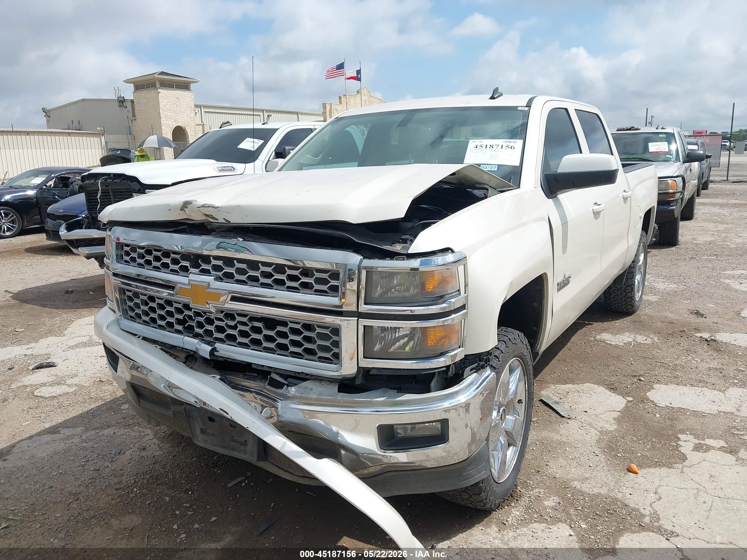 2014 Chevrolet Silverado 1500 1lt White vin: 3GCPCREC0EG559211