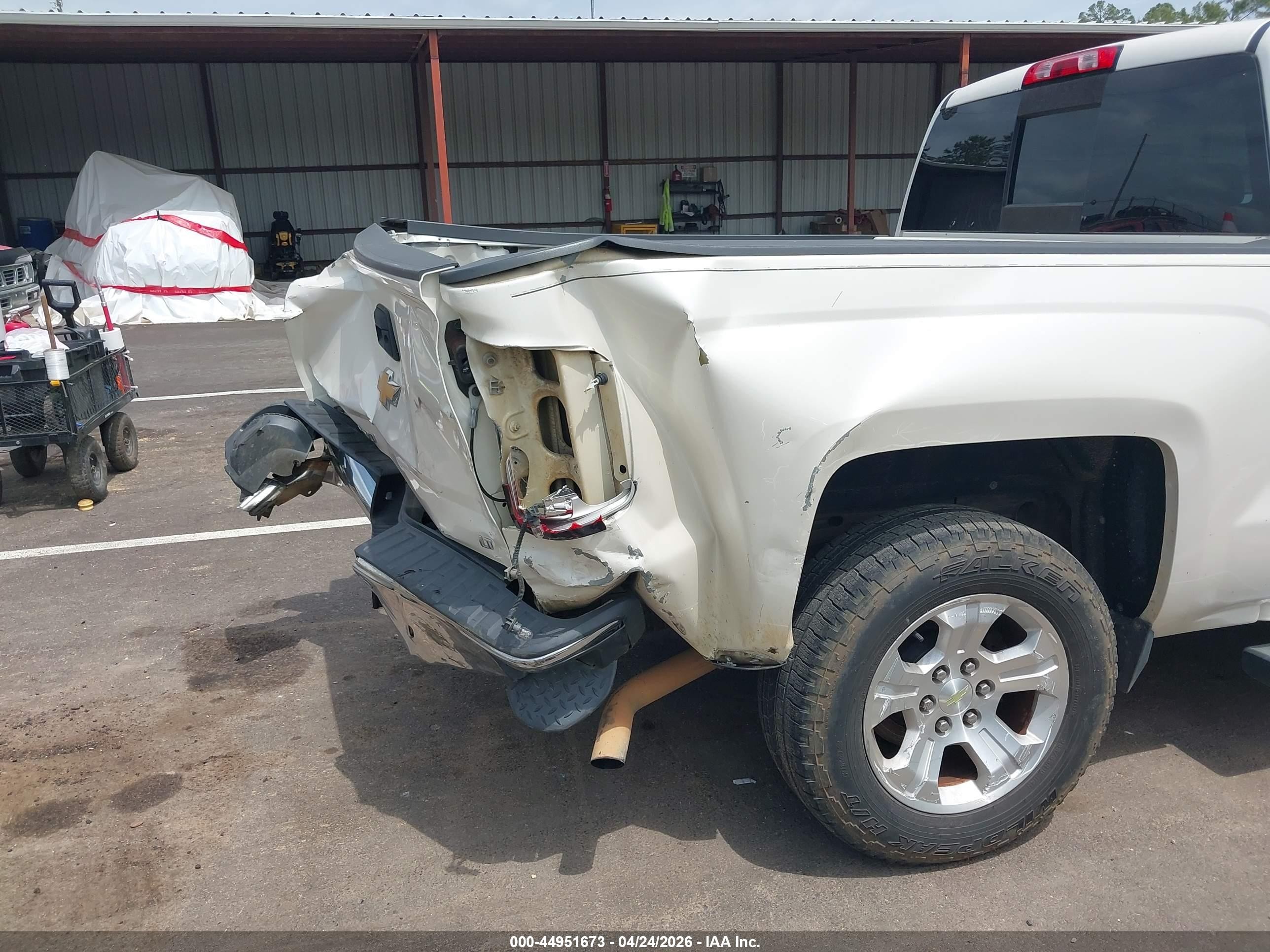 2014 Chevrolet Silverado 1500 1lt White vin: 3GCPCREC1EG519011