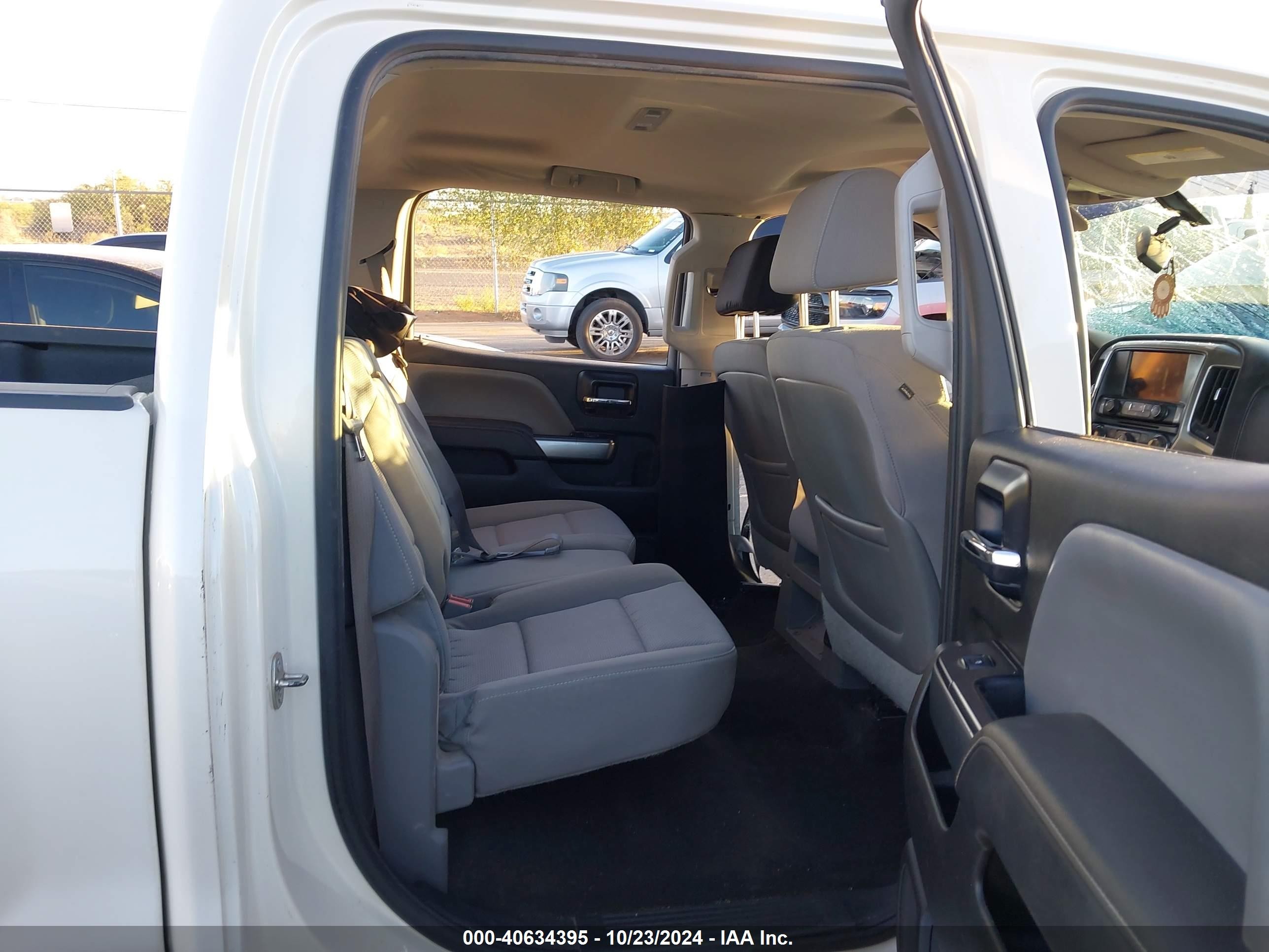 2014 Chevrolet Silverado 1500 1lt White vin: 3GCPCREC2EG188357