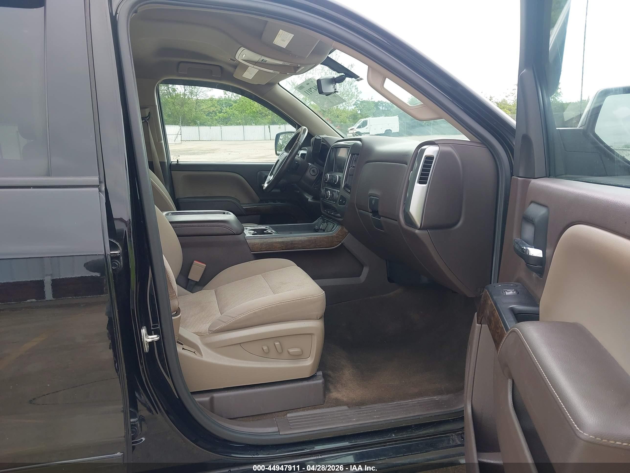 2015 Chevrolet Silverado 1500 1lt Черный vin: 3GCPCREC2FG357522