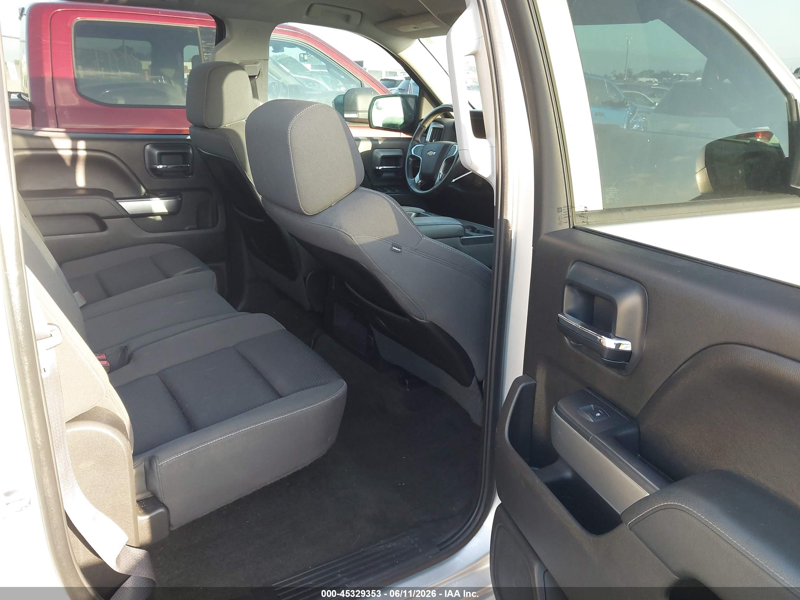 2014 Chevrolet Silverado 1500 1lt Silver vin: 3GCPCREC3EG102585