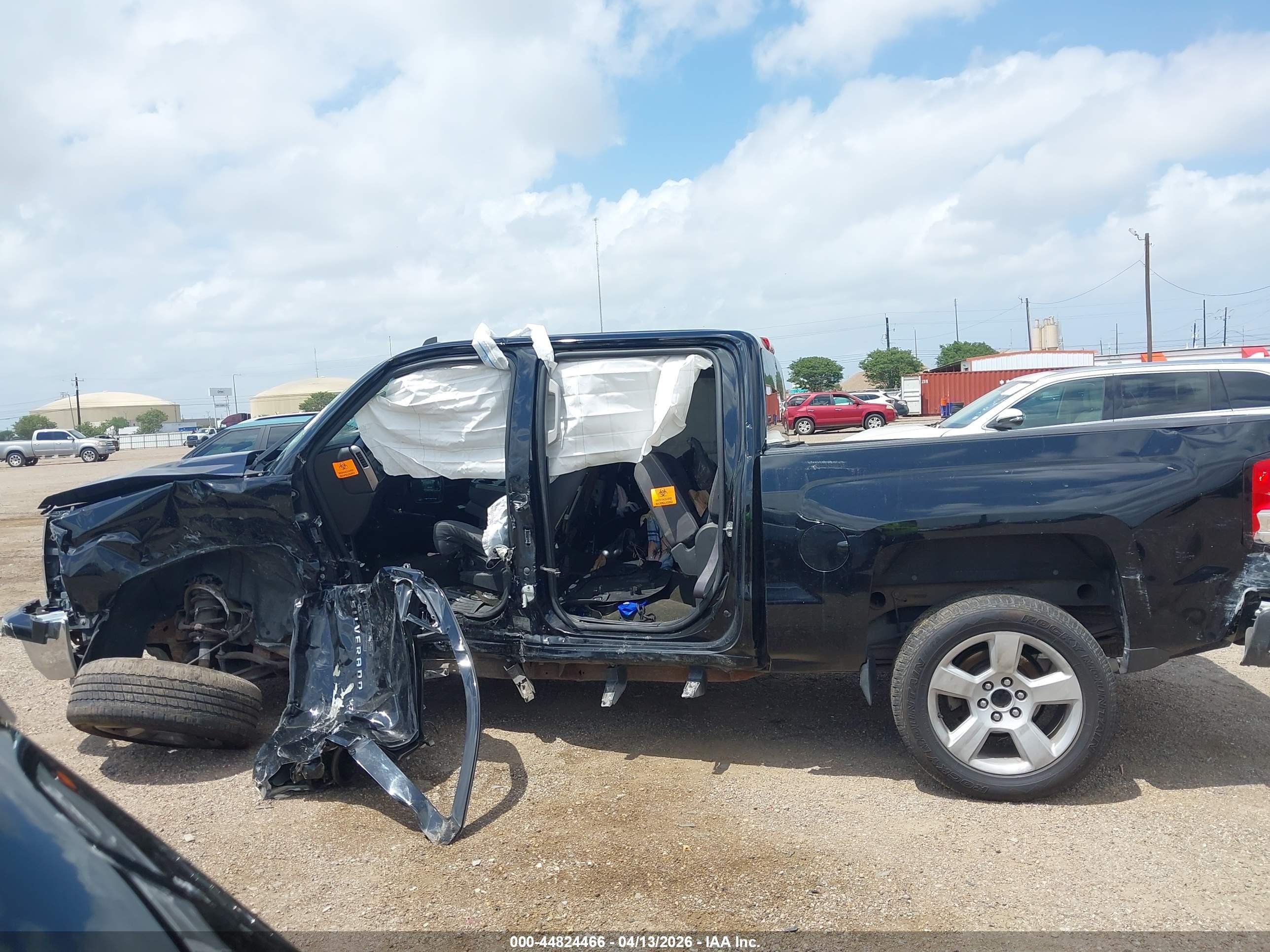 2014 Chevrolet Silverado 1500 1lt Black vin: 3GCPCREC3EG104479