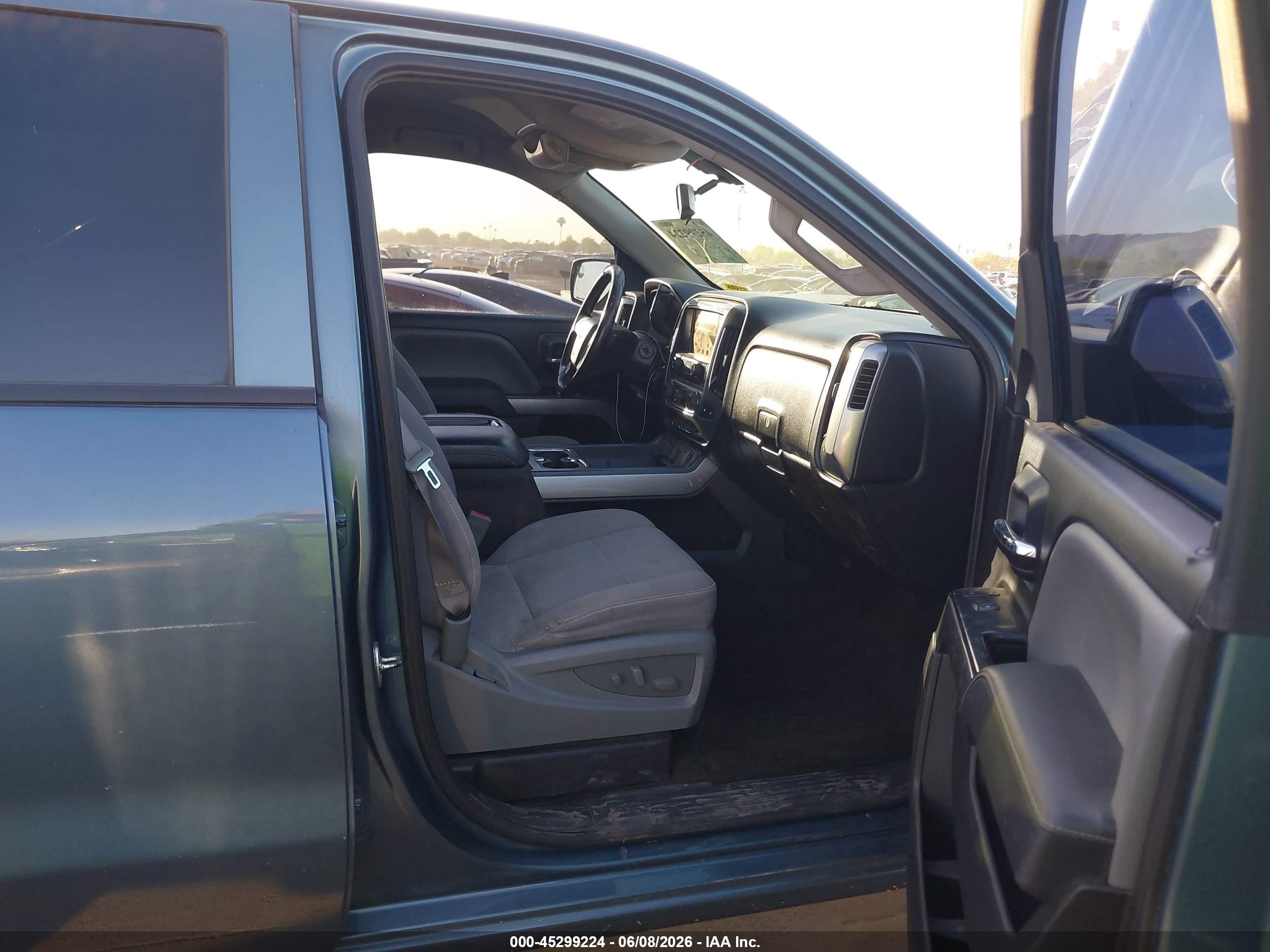 2014 Chevrolet Silverado 1500 1lt Зеленый vin: 3GCPCREC3EG108824