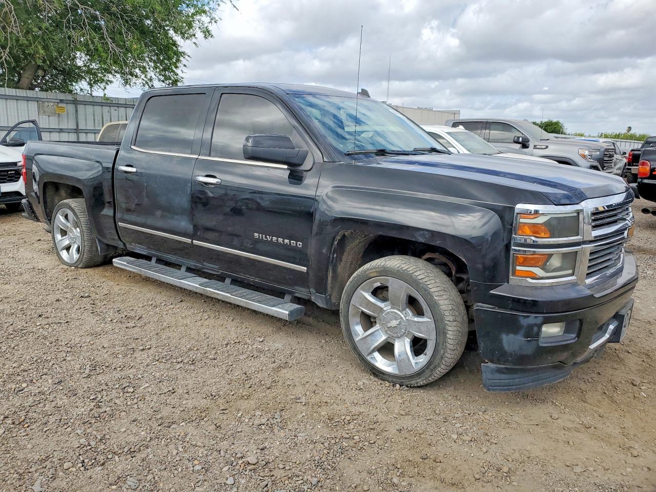 2014 Chev Silverado 1500 Crew Cab Lt Black vin: 3GCPCREC3EG143220
