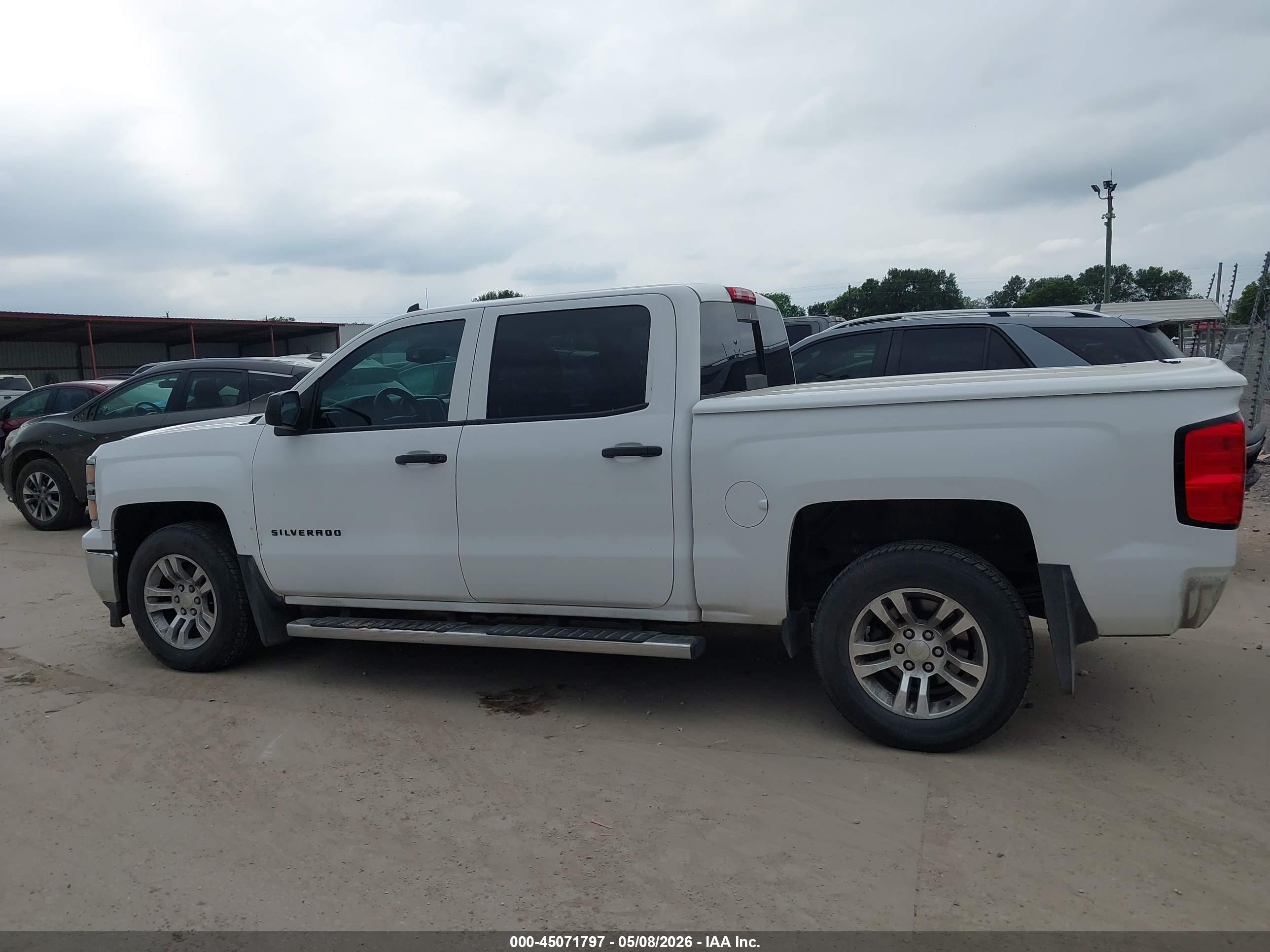 2014 Chevrolet Silverado 1500 1lt White vin: 3GCPCREC3EG484634